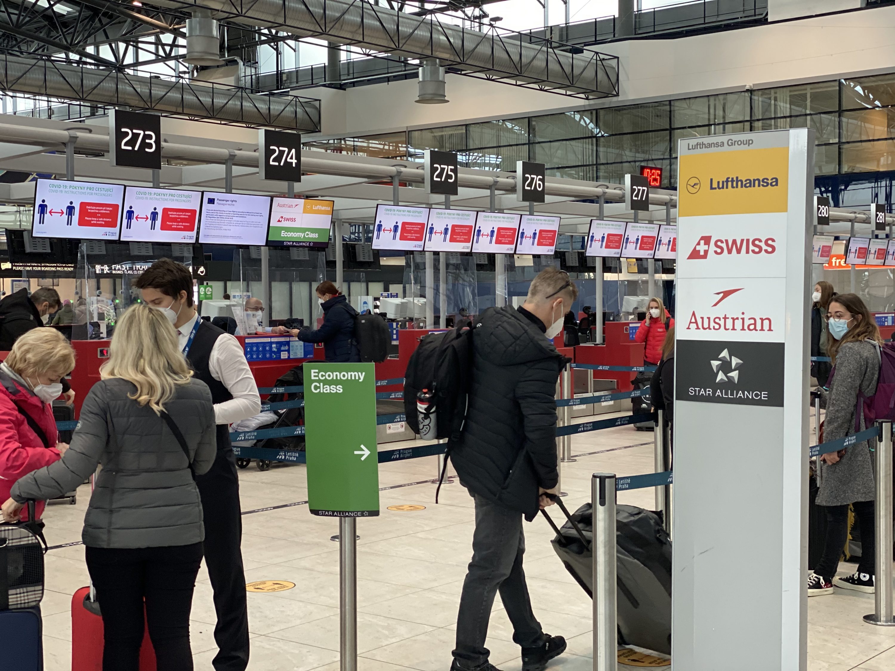 Lufthansa European business class Prague economy check in