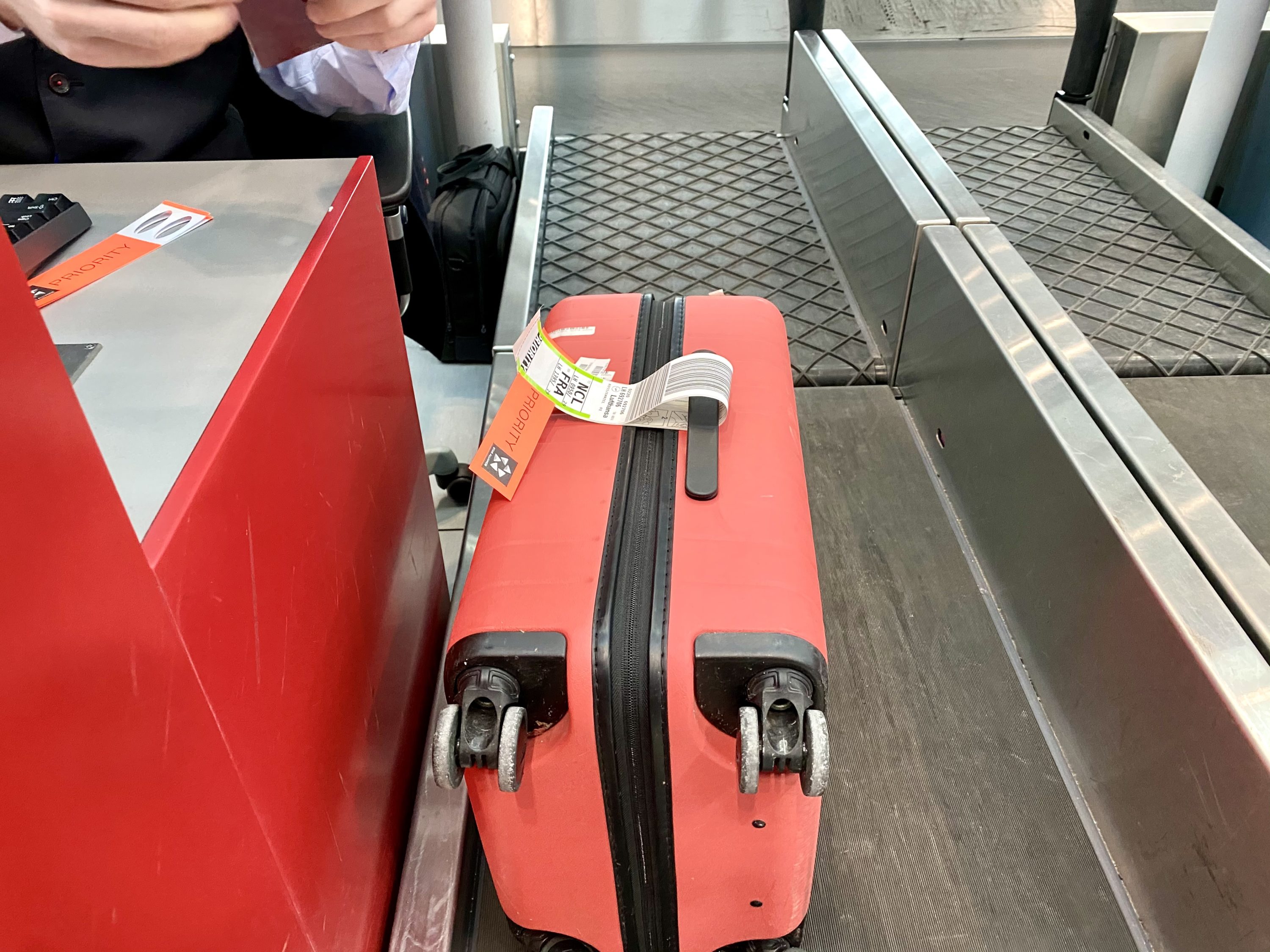 Lufthansa European business class bag check