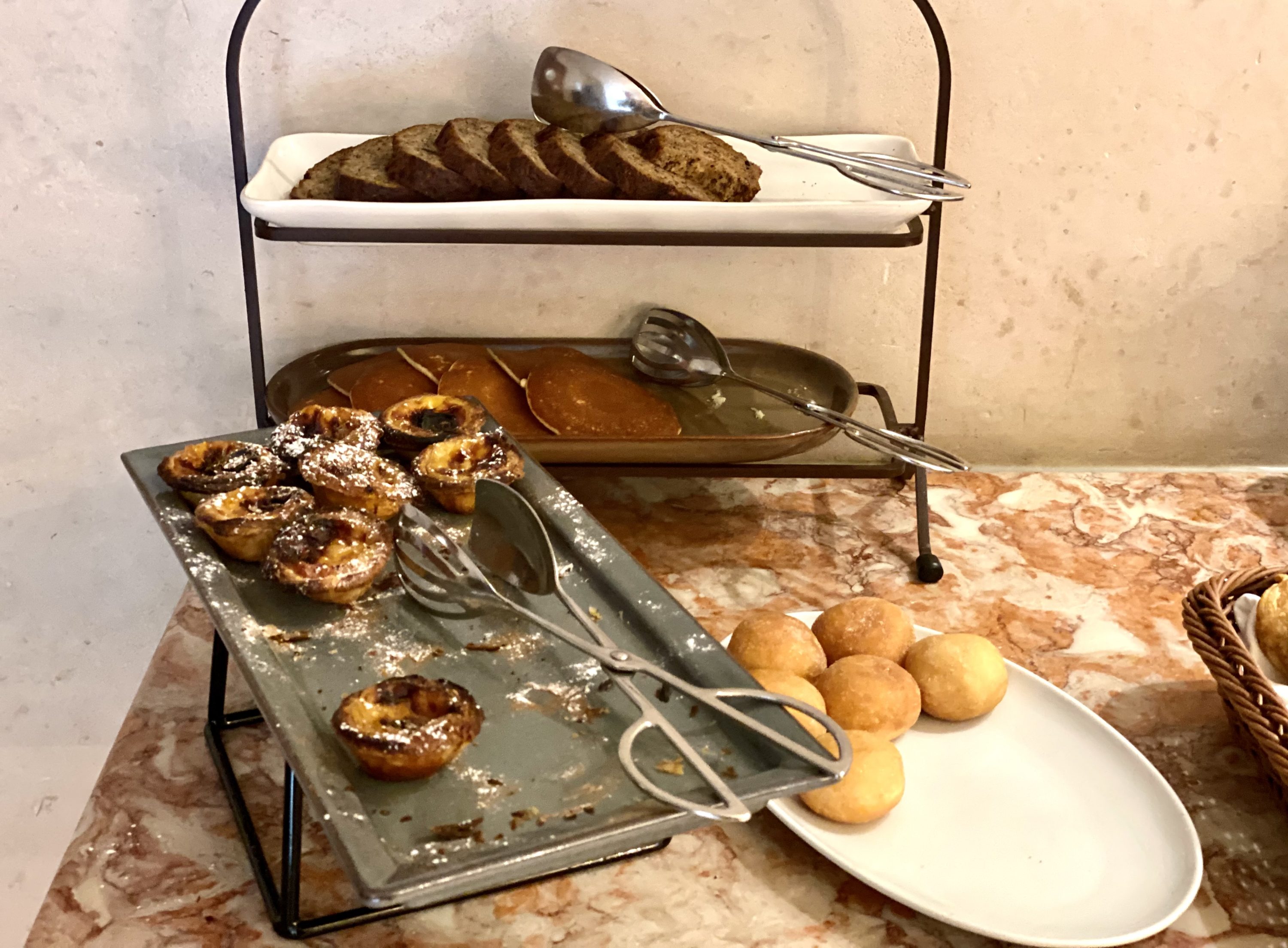 Pousada de Lisboa Small Luxury Hotels of the World breakfast sweet treats