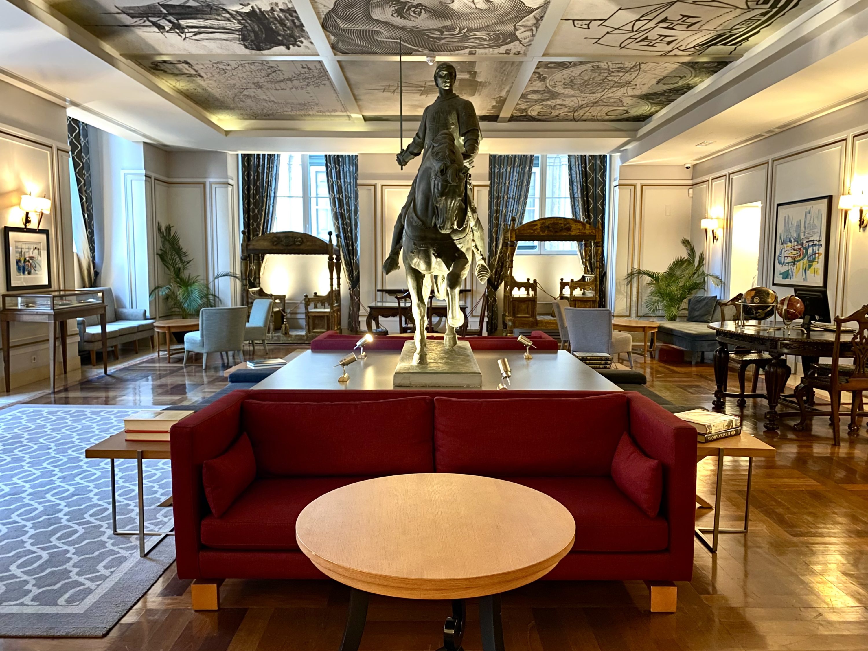 Pousada de Lisboa Small Luxury Hotels of the World entrance room Pousada de Lisboa Small Luxury Hotels of the World entrance room