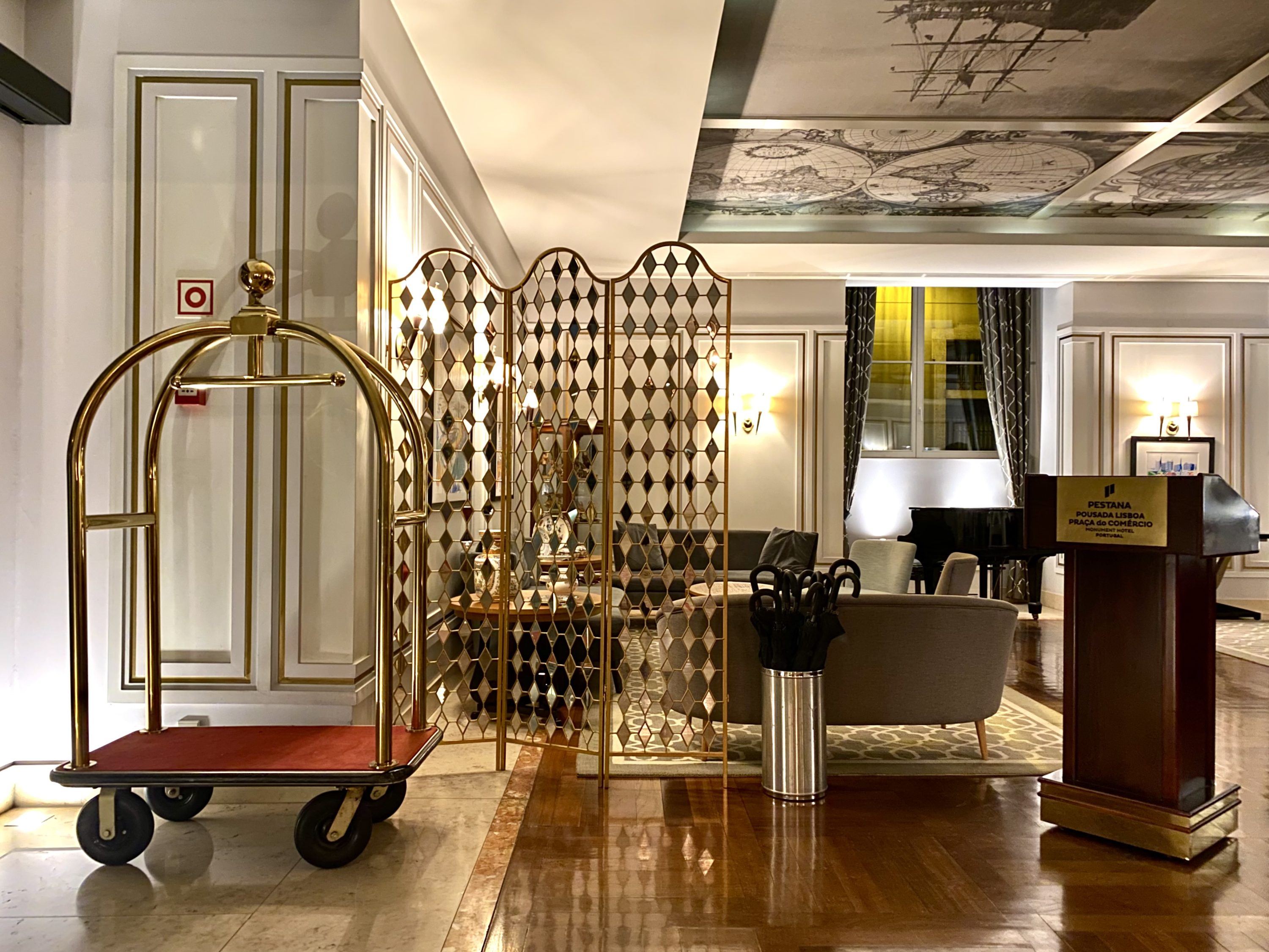 Pousada de Lisboa Small Luxury Hotels of the World hotel entrance