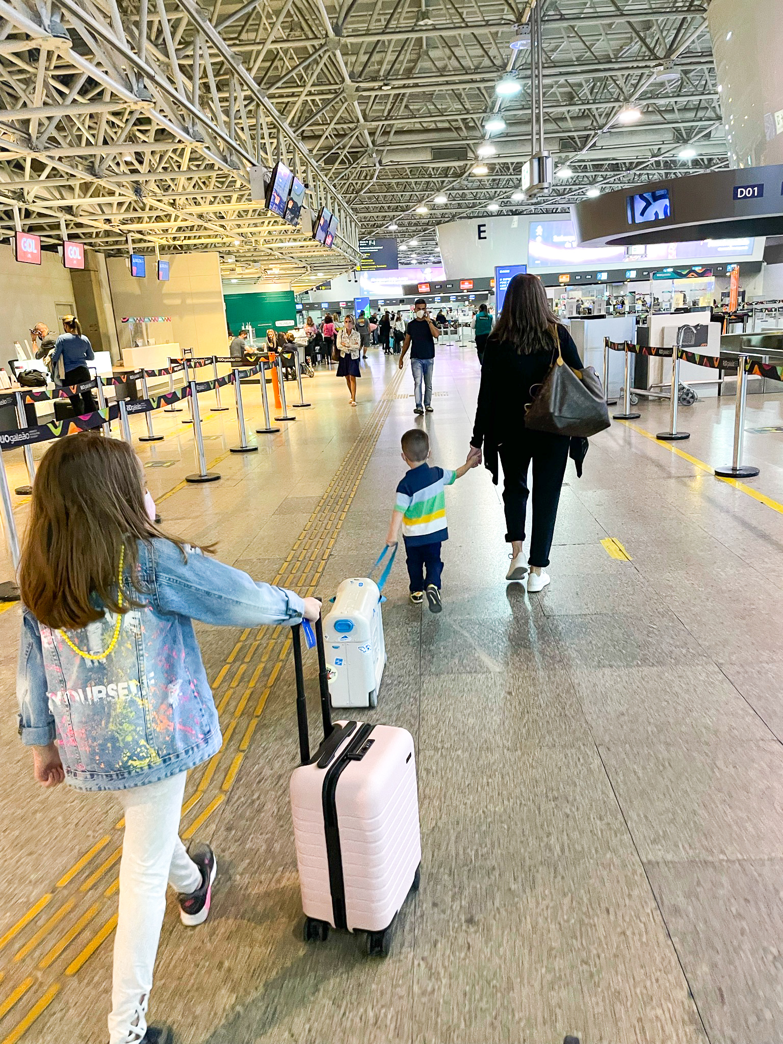 Rolling JetKids BedBox in airport