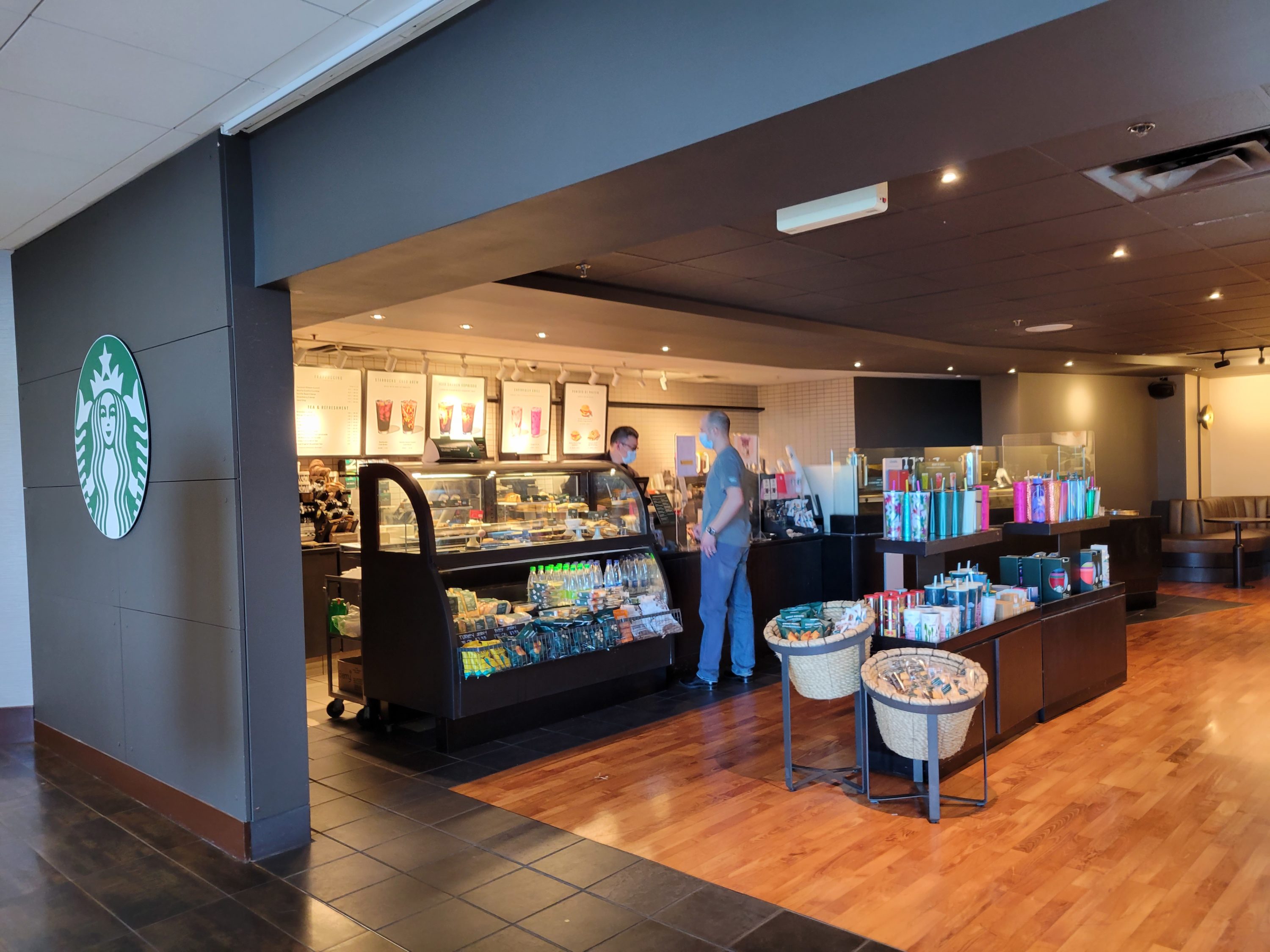 SFO Marriott Starbucks
