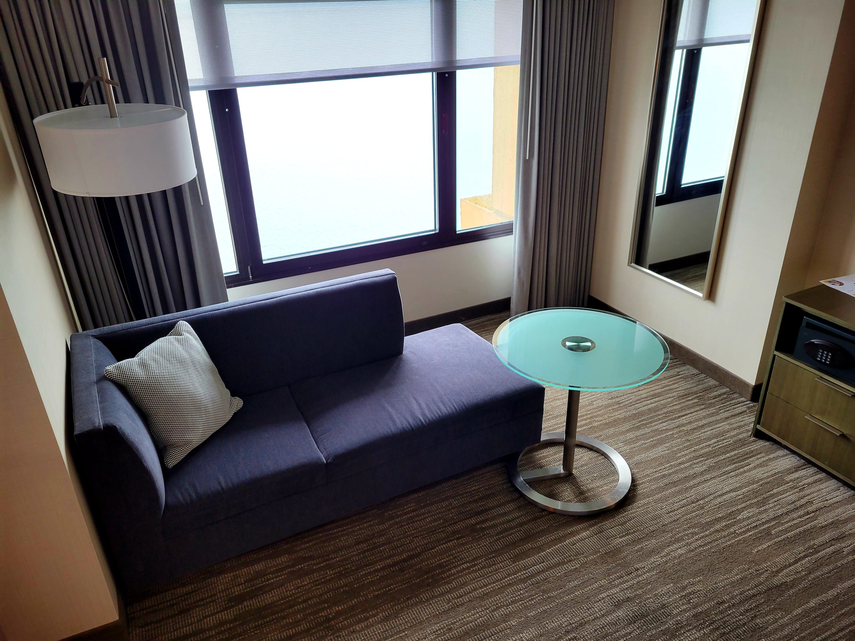 SFO Marriott Room Sitting Area