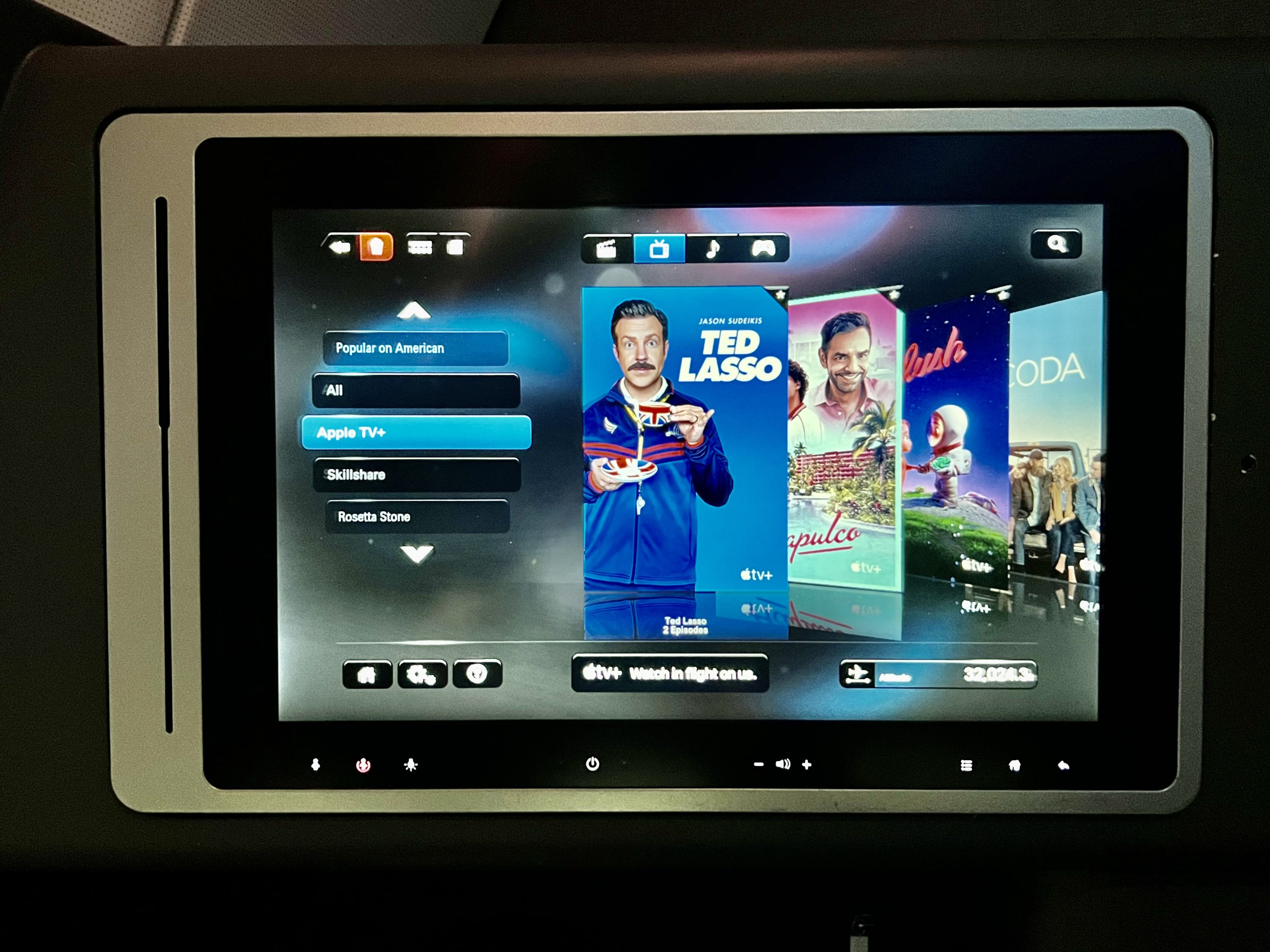 American Airlines A321T Flagship Business IFE Apple TV not working