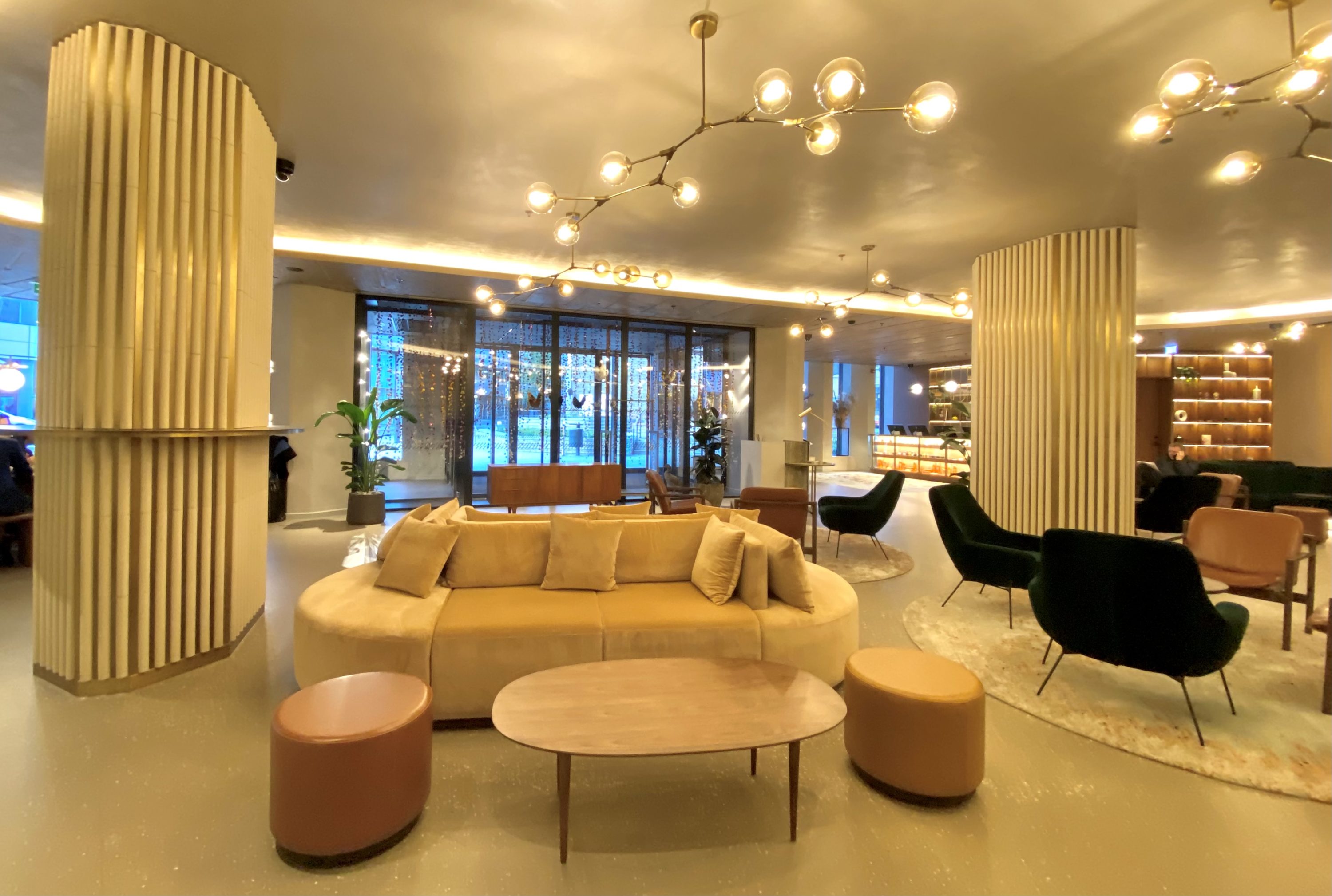Canopy by Hilton London City lobby seating