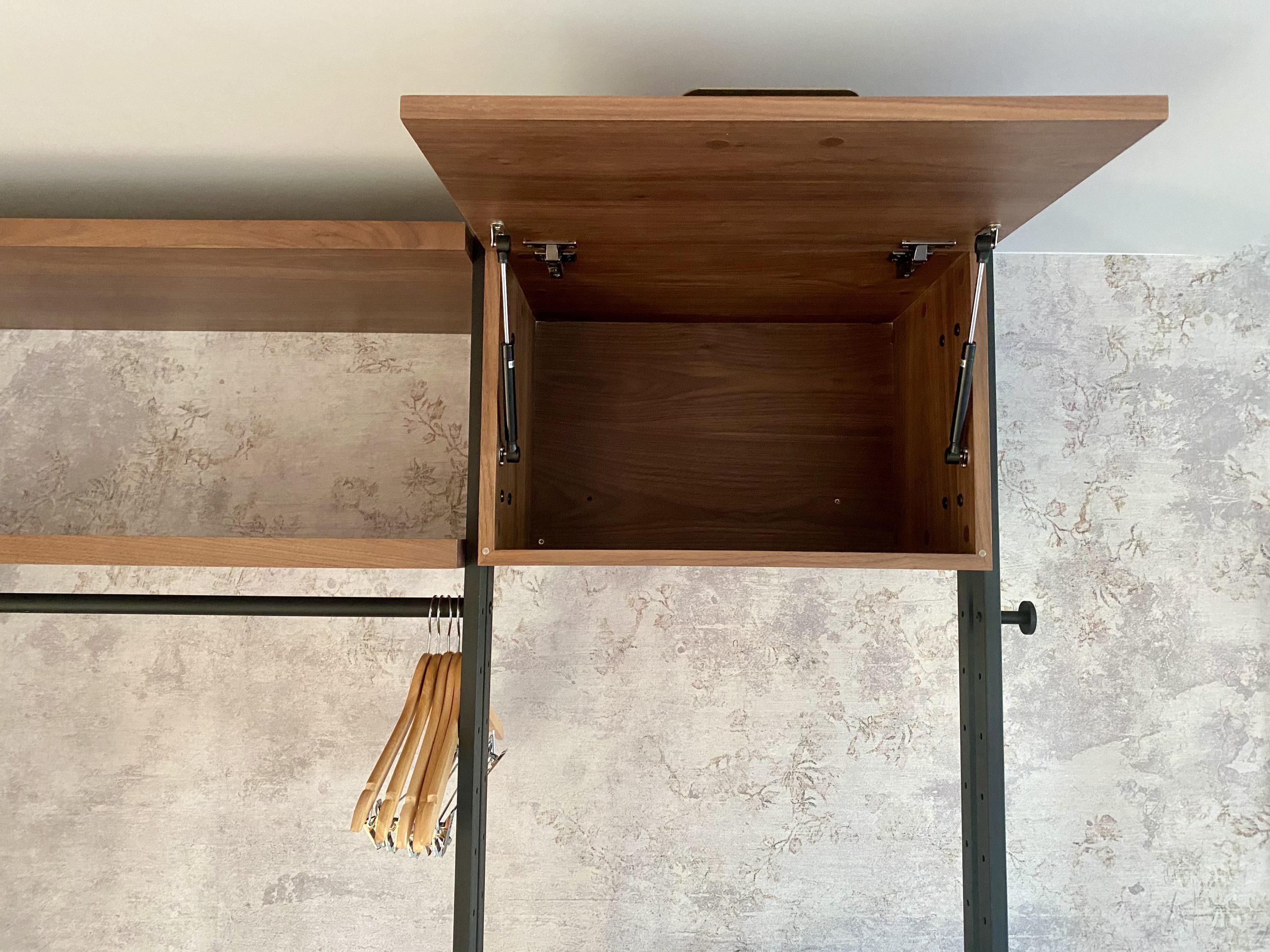 Canopy by Hilton London City room storage