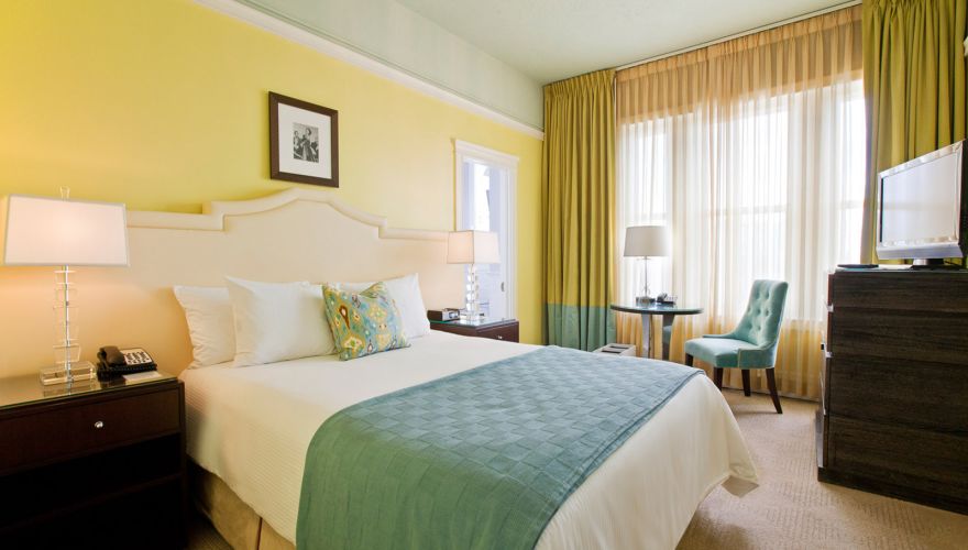 Hotel DeLuxe
