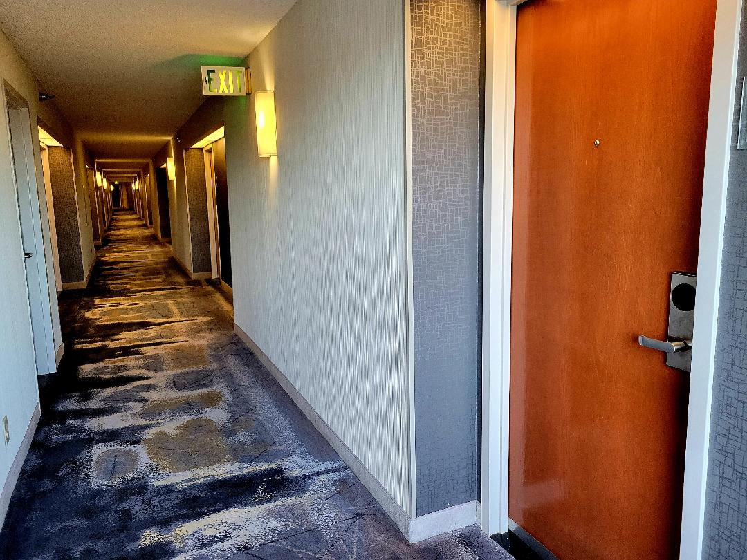 SFO Marriott Hallway