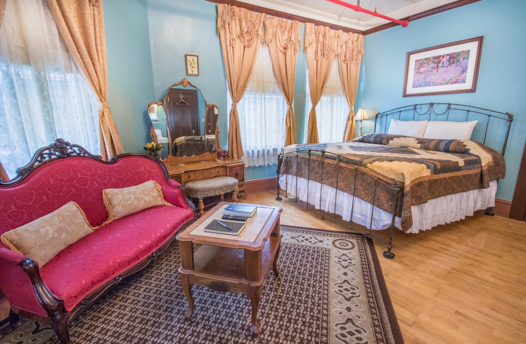 The Edgewater Hotel