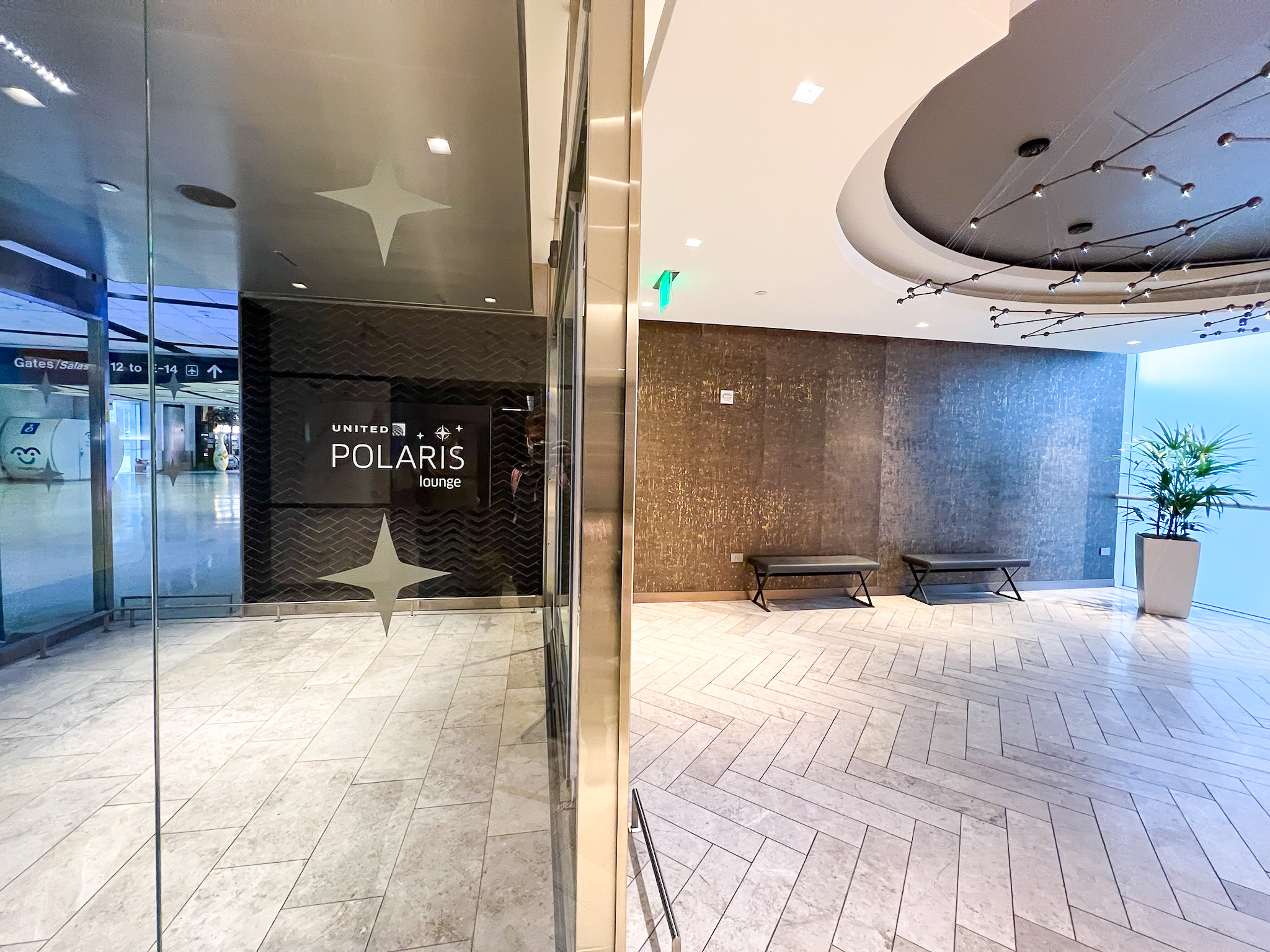 United Polaris Lounge Houston IAH doors