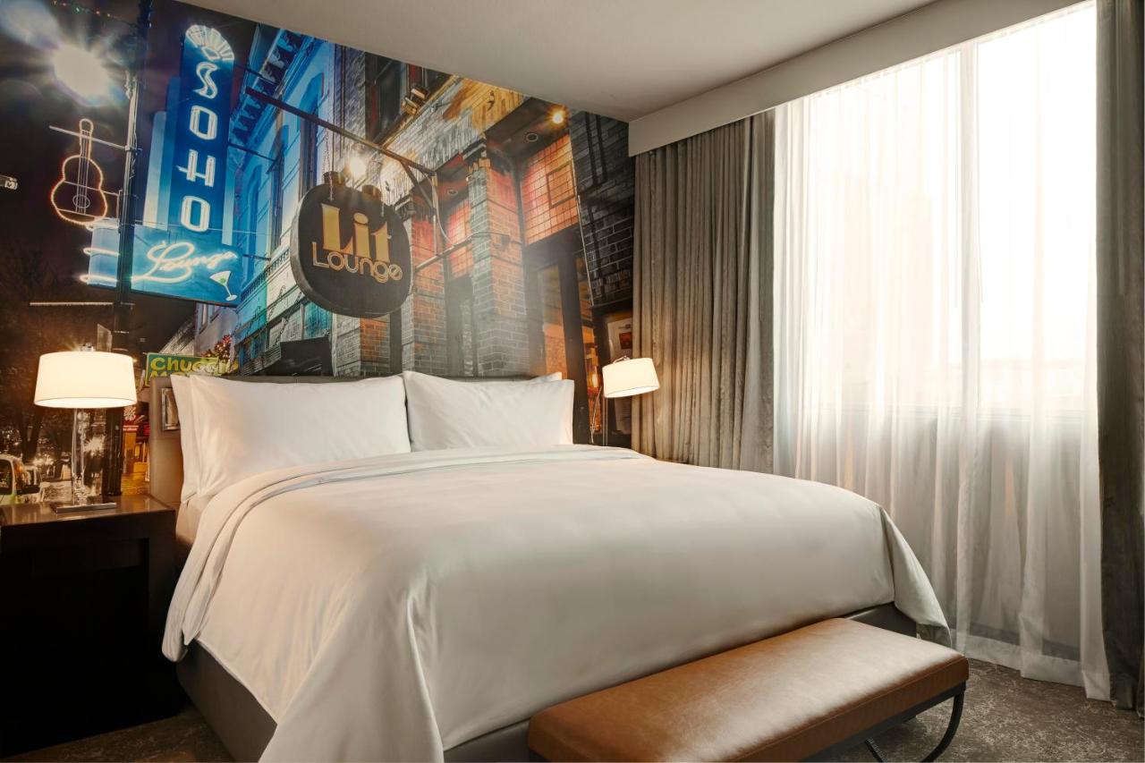 Archer Hotel