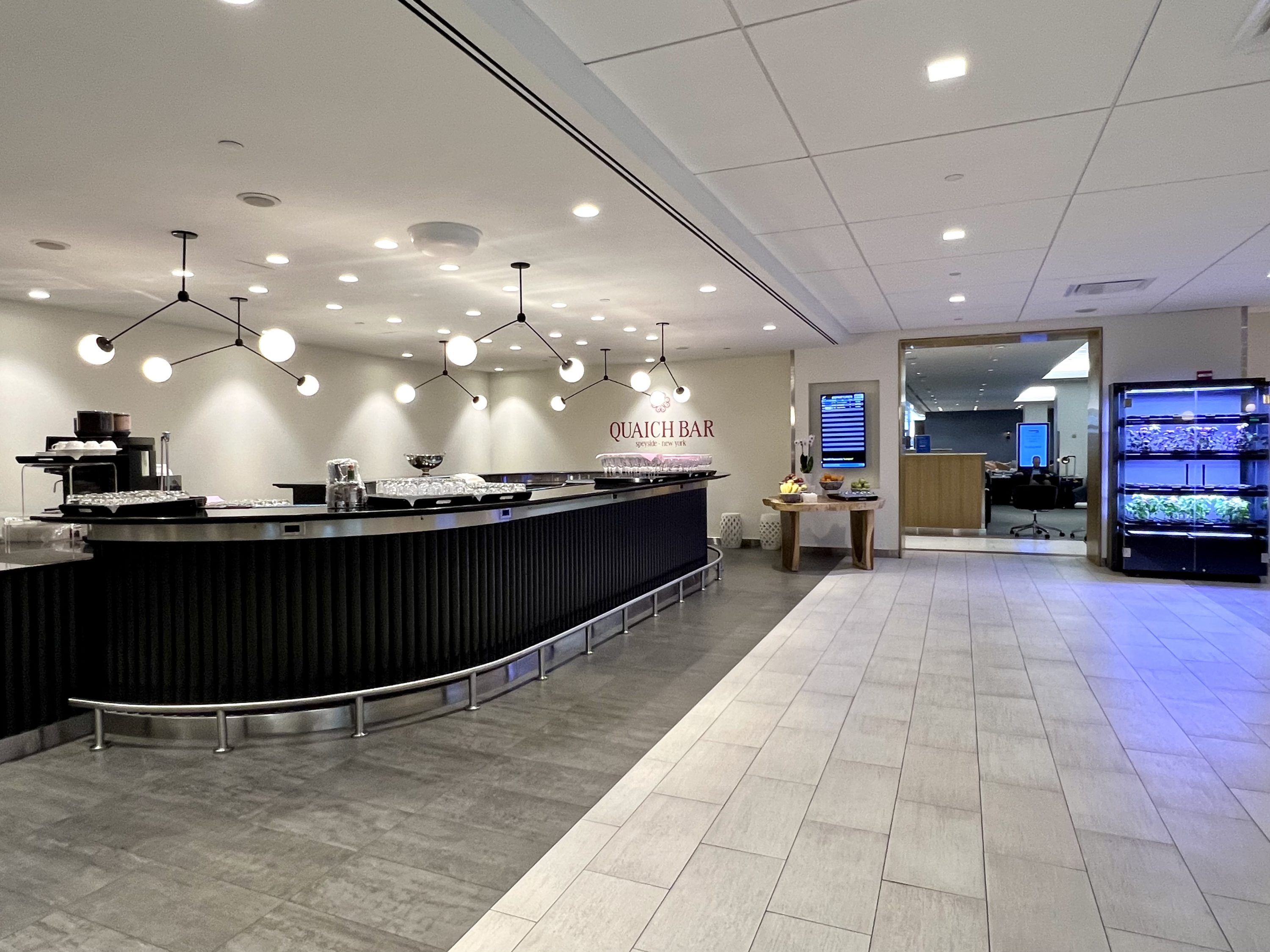 British Airways Boeing 777 300 Club Suite JFK Galleries Lounge