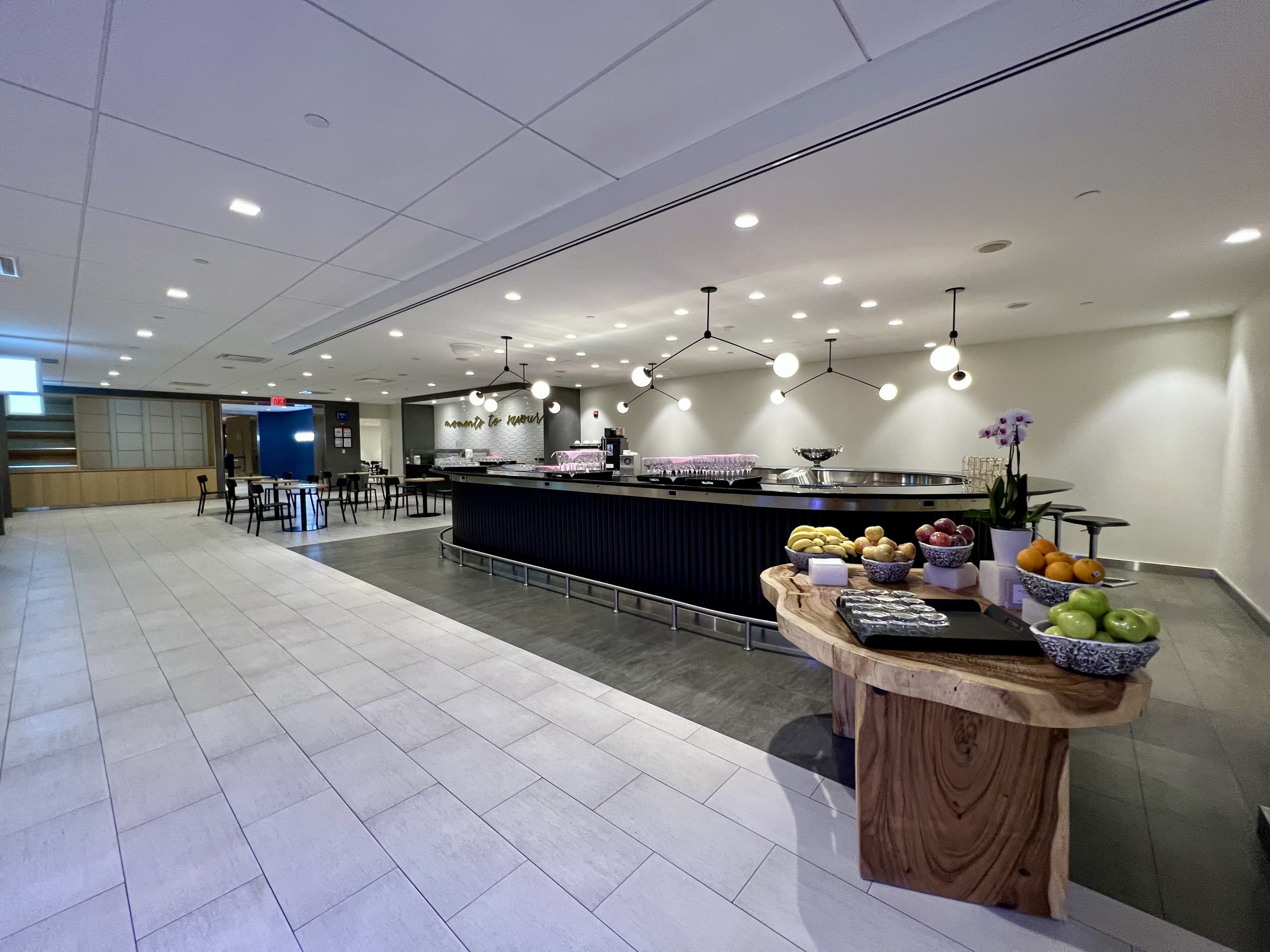 British Airways Boeing 777 300 Club Suite JFK Galleries Lounge empty first room