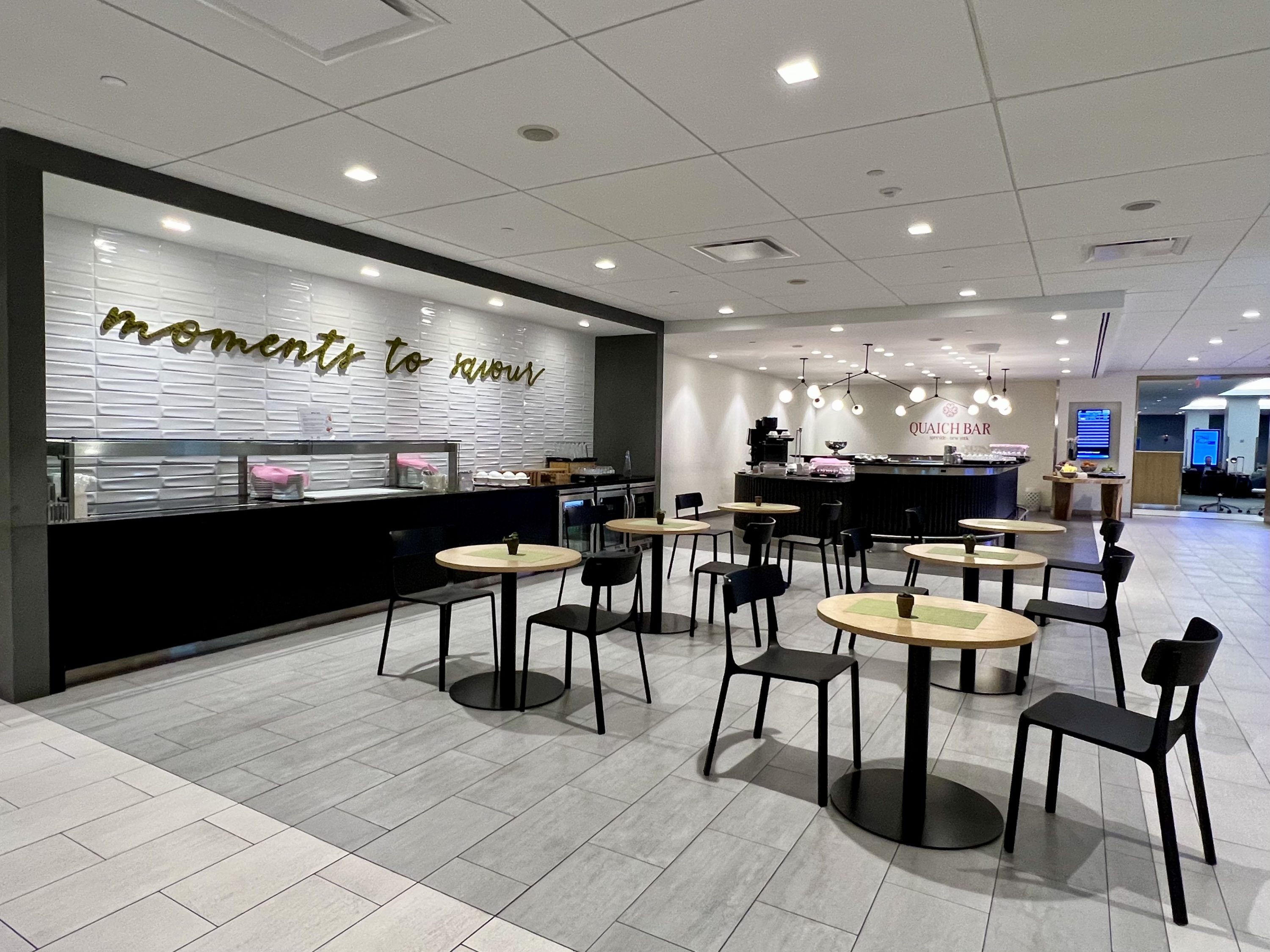British Airways Boeing 777 300 Club Suite JFK Galleries Lounge empty space