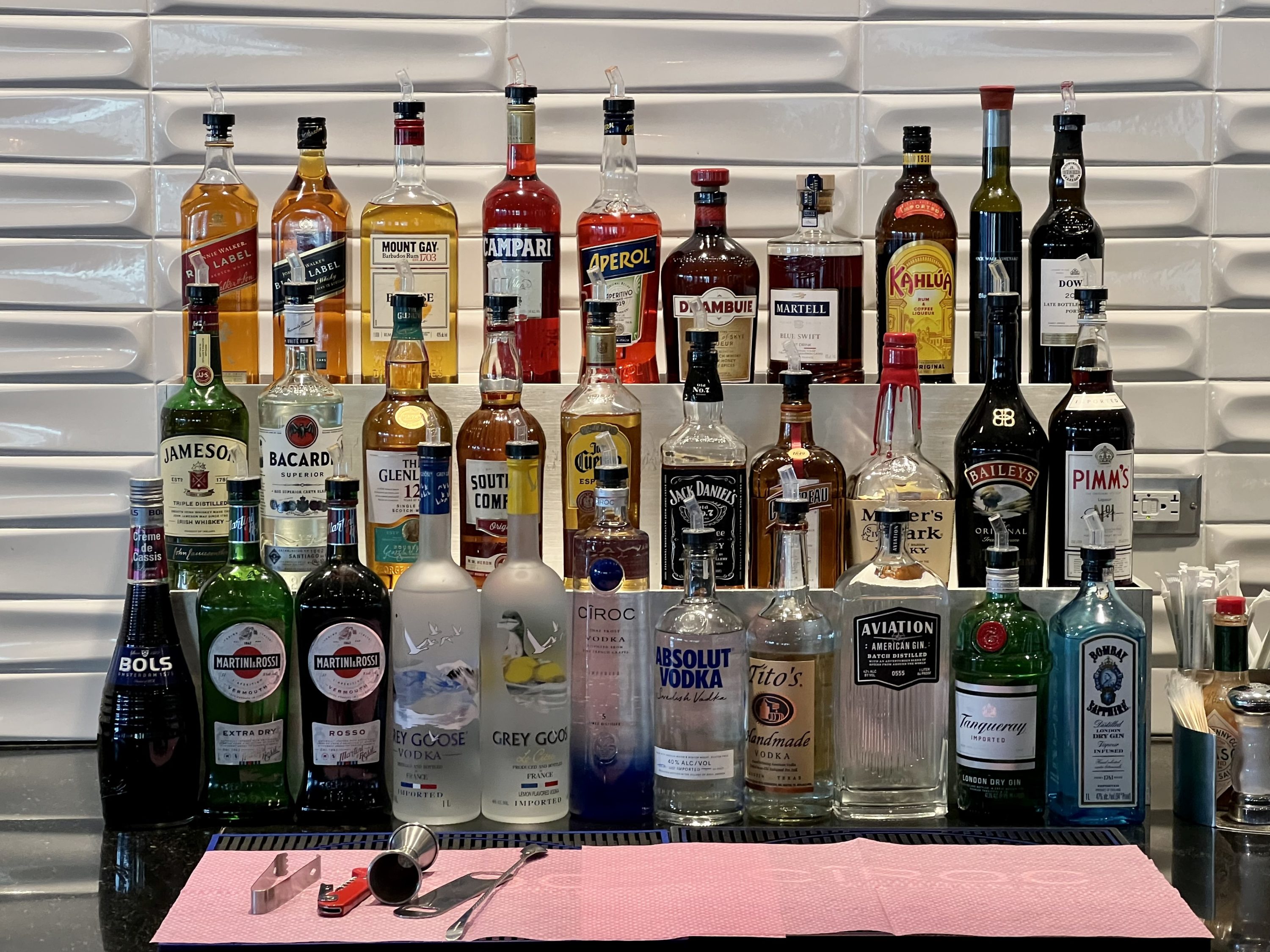 British Airways Boeing 777 300 Club Suite JFK Galleries Lounge liquor selection