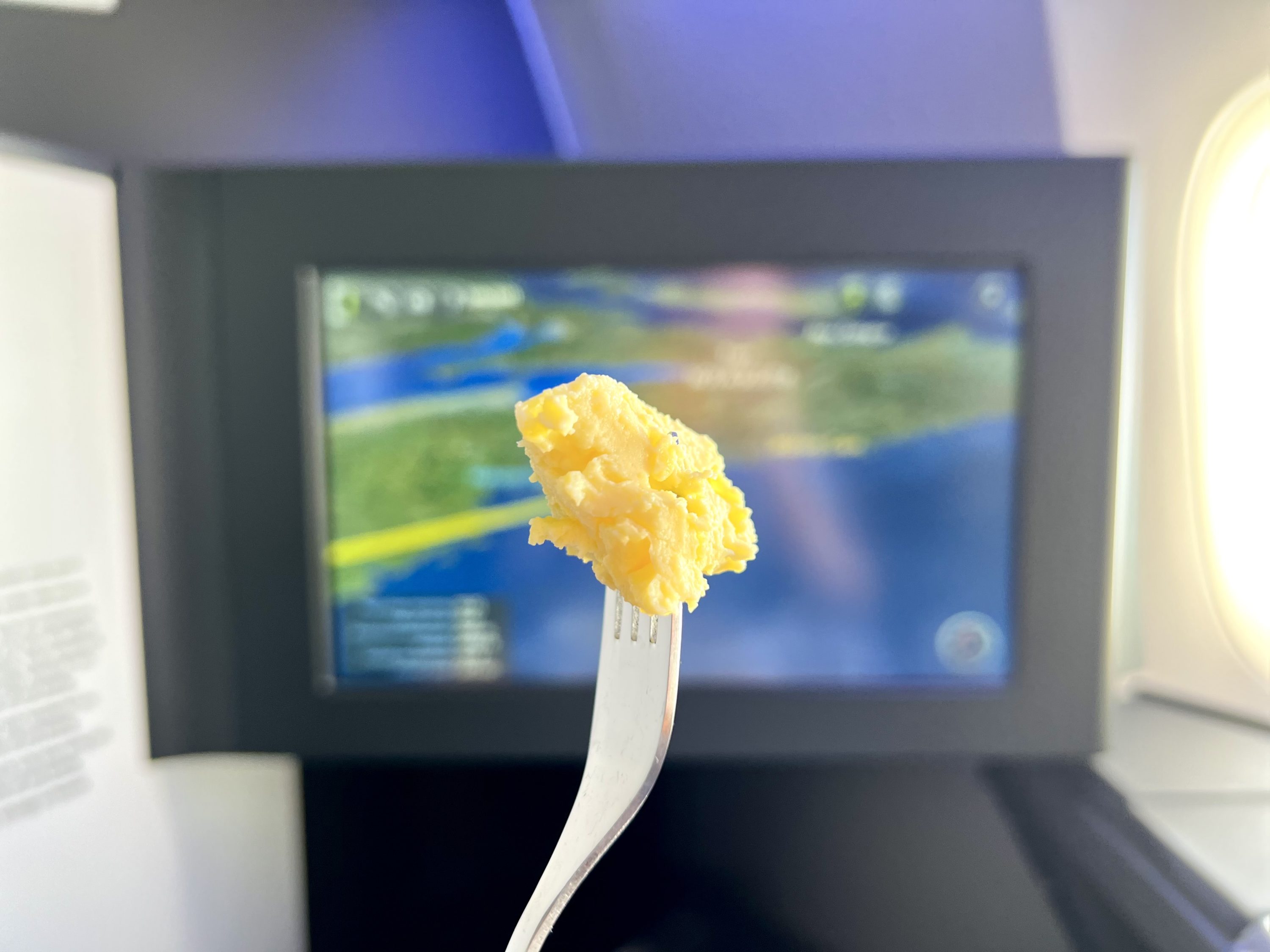 British Airways Boeing 777 300 Club Suite fb scrambled egg