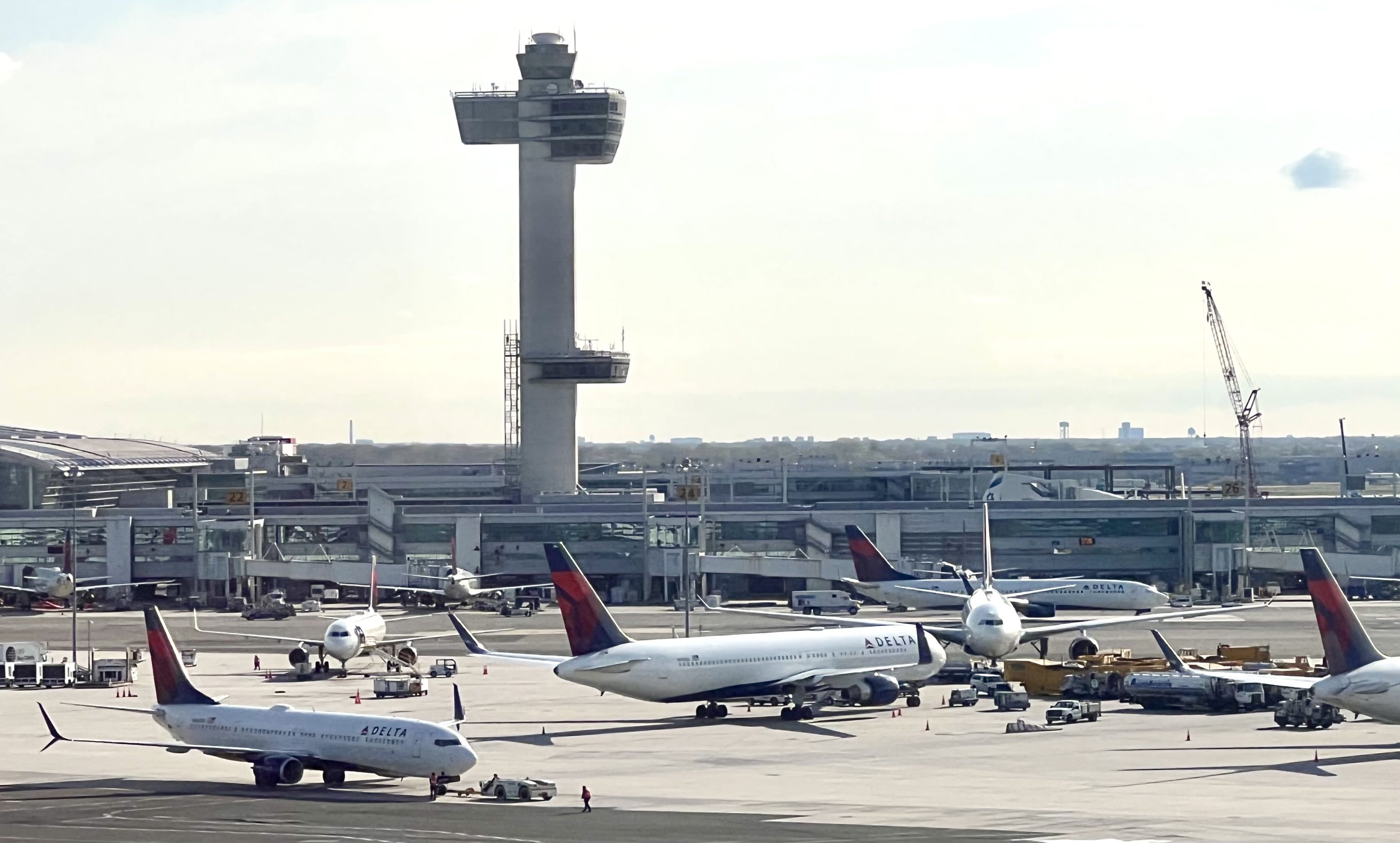 British Airways Boeing 777 300 Club Suite view of Delta aircraft at JFK