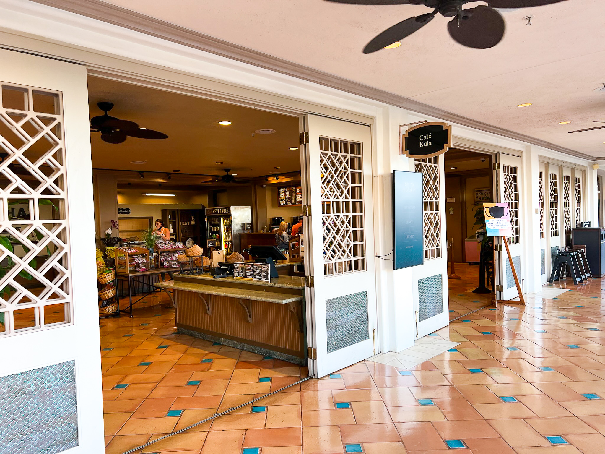 Grand Wailea Maui Waldorf Astoria Resort Cafe Kula Market