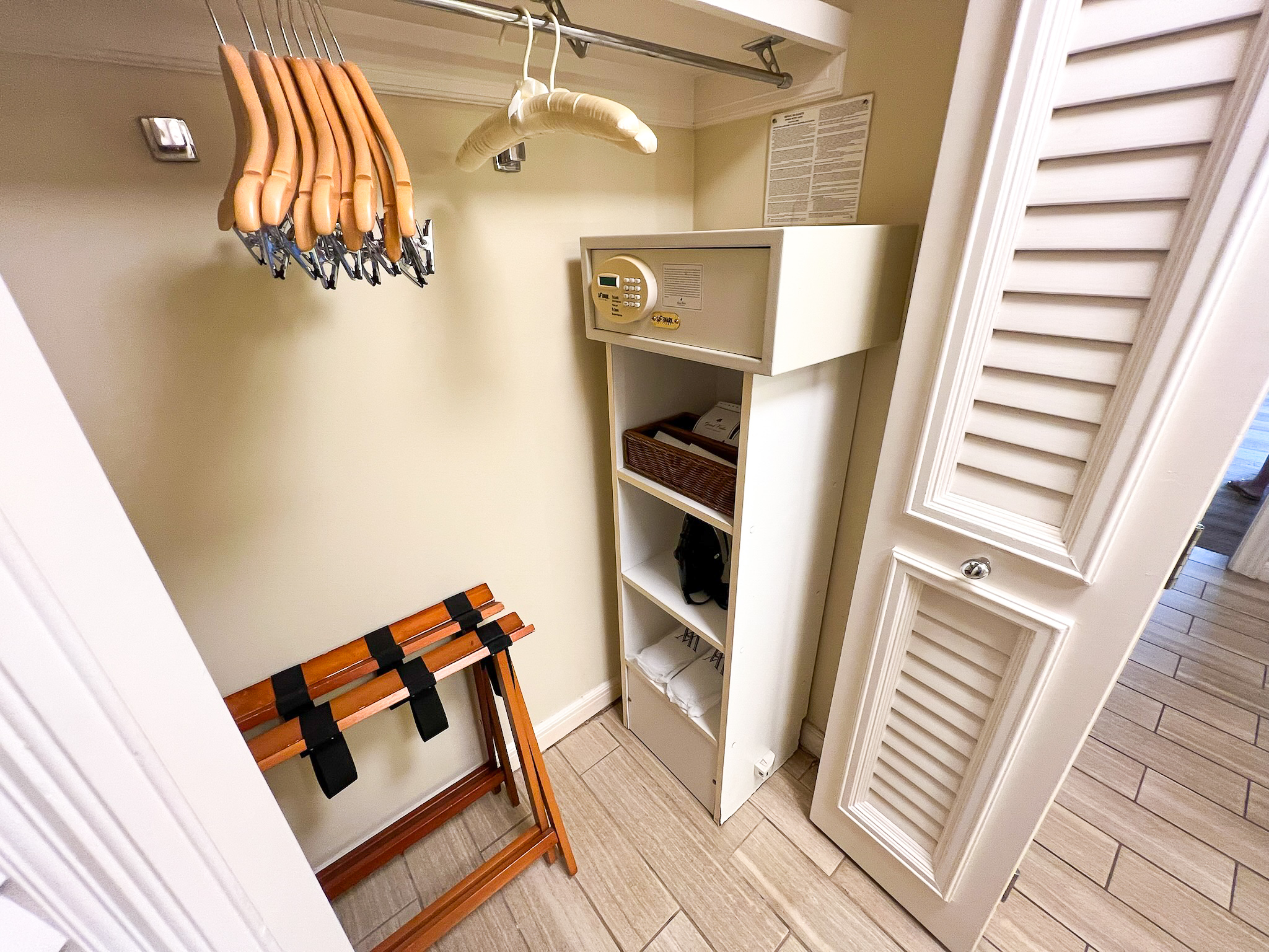Grand Wailea Maui Waldorf Astoria Resort Guestroom Closet