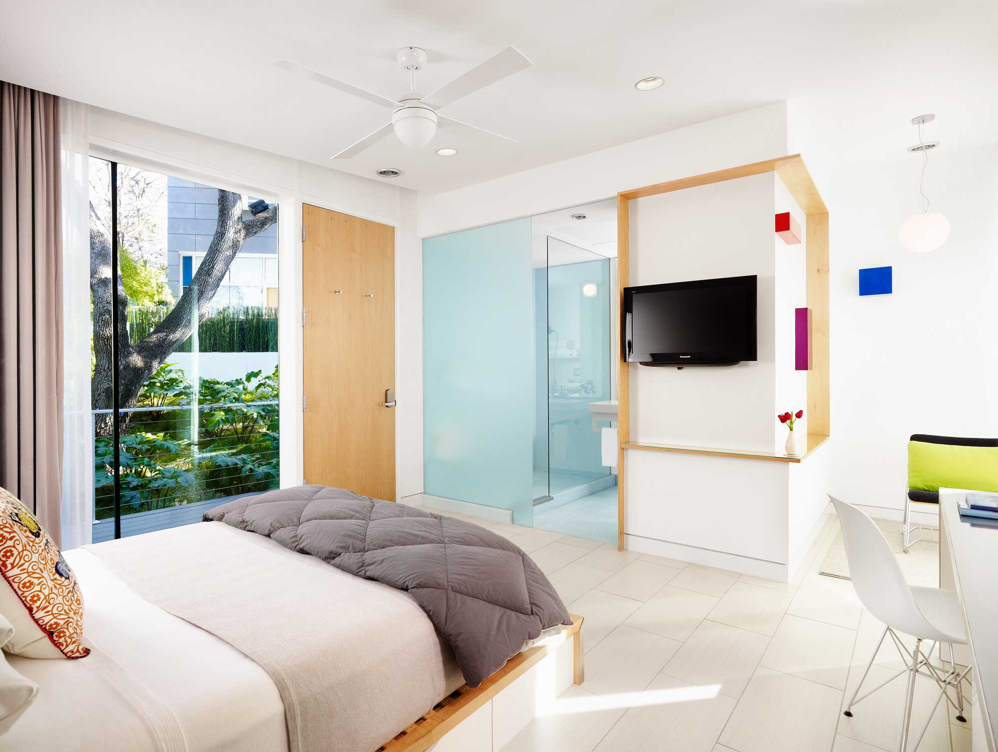 Kimber Modern Hotel