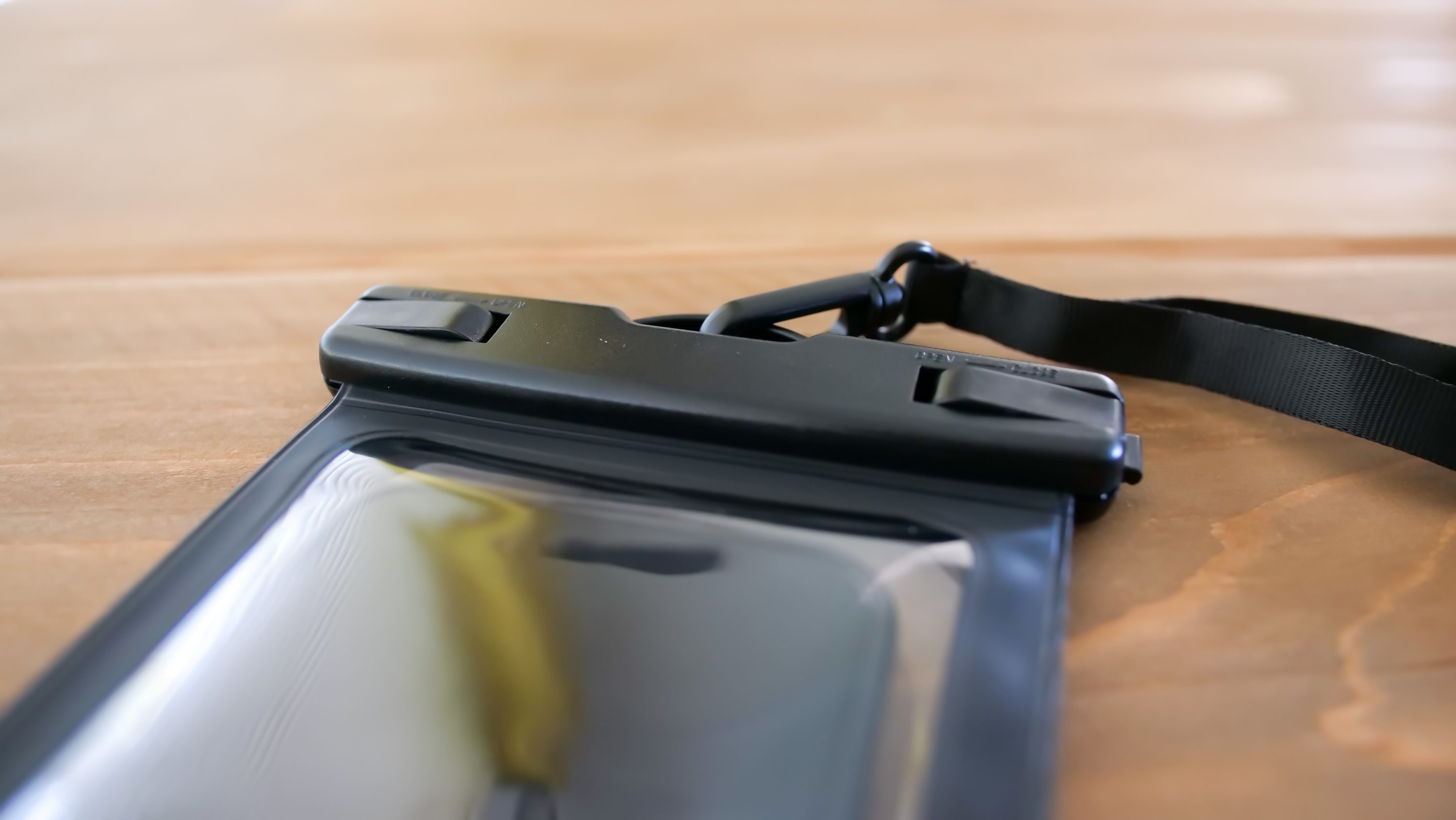 Phone Pouch Waterproof Seal