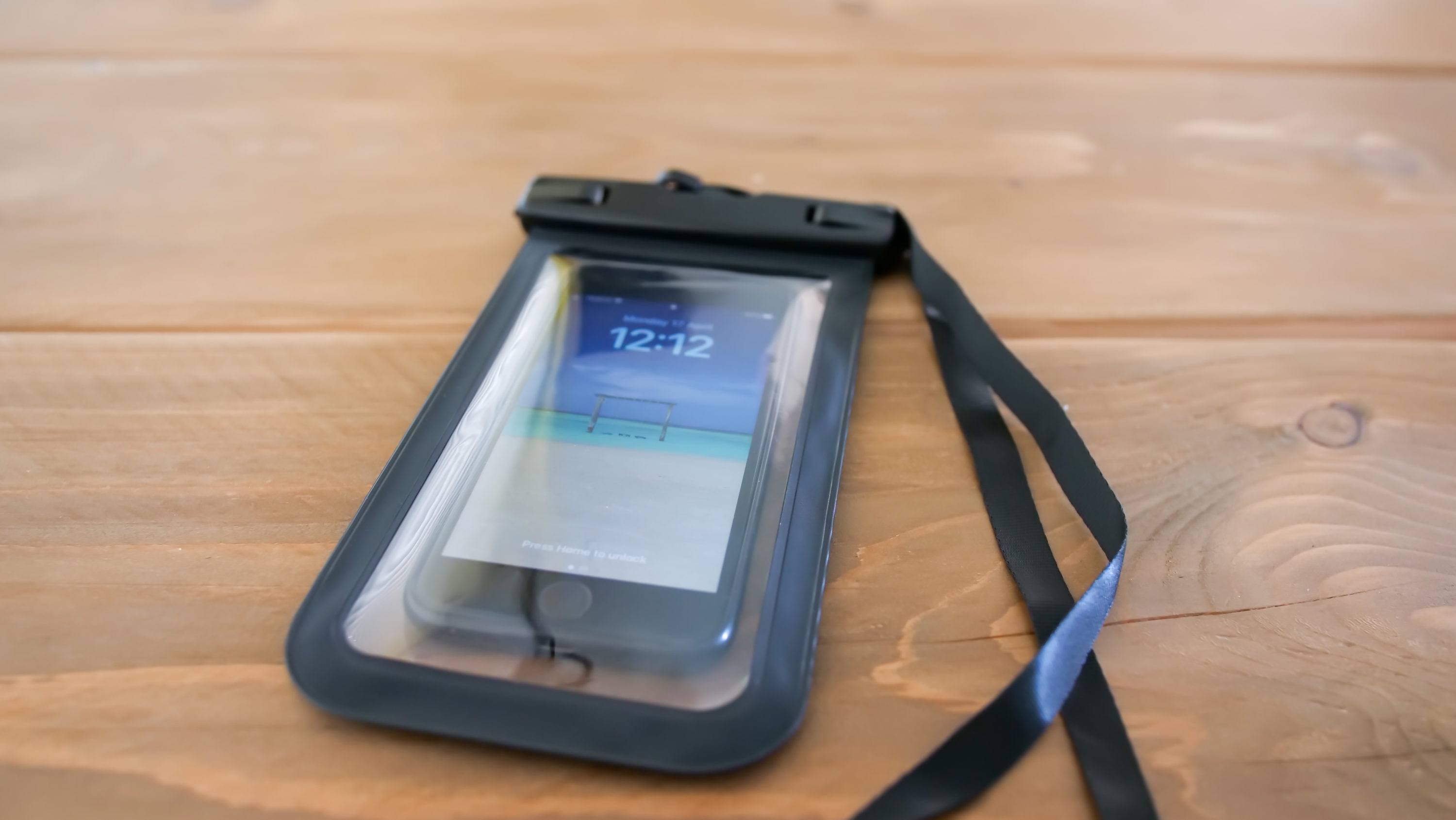 Phone pouch