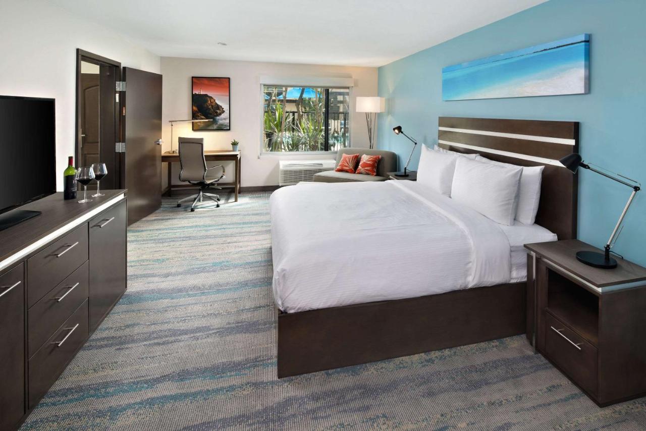 The Cove Hotel
