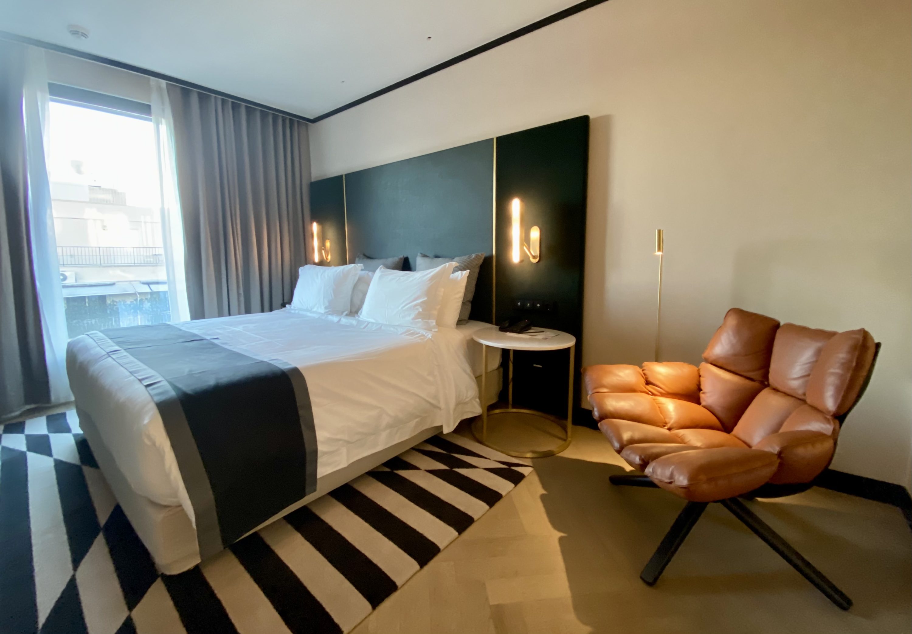 Academias Hotel bedroom