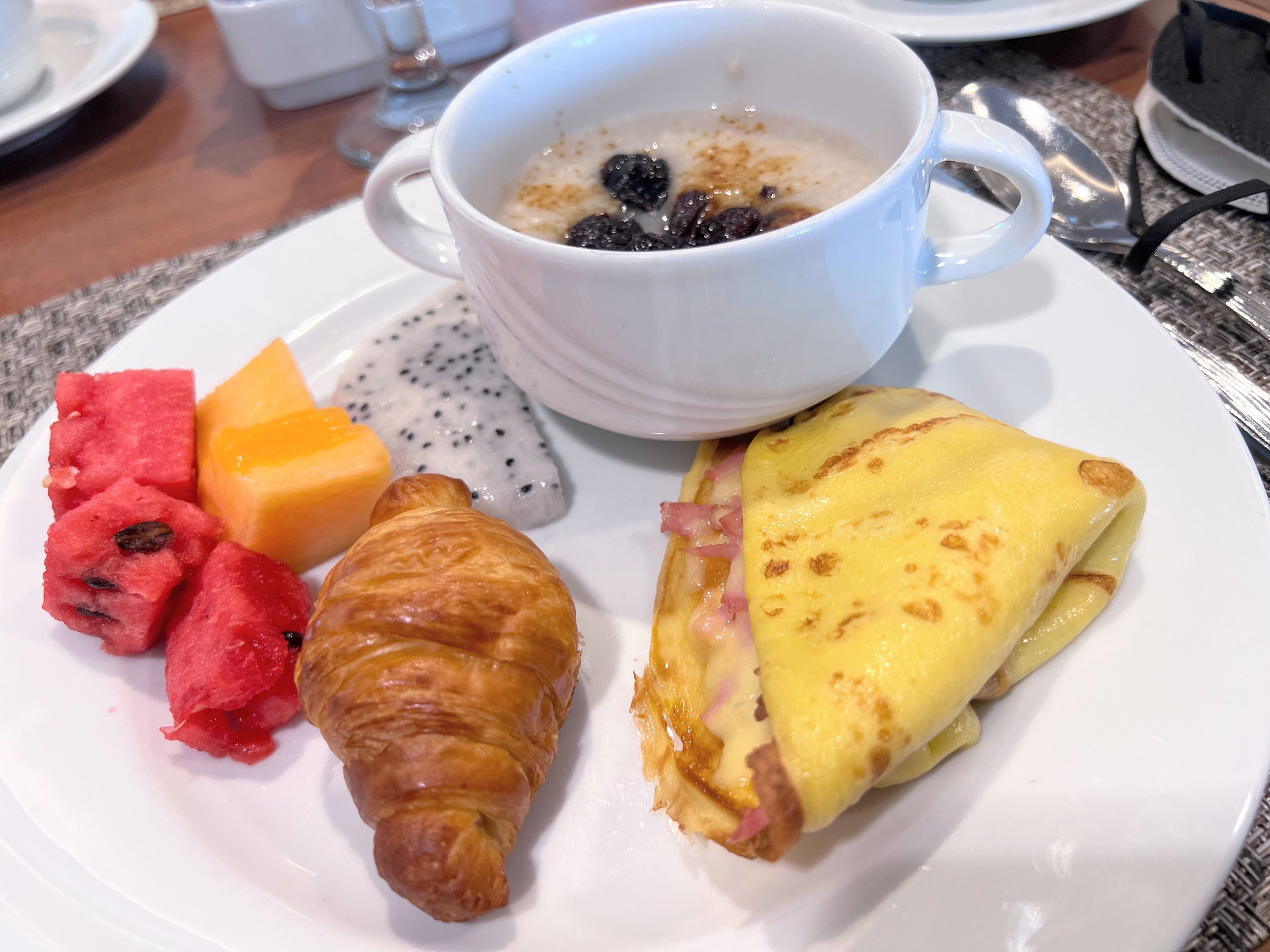 Breakfast on Endeavour II