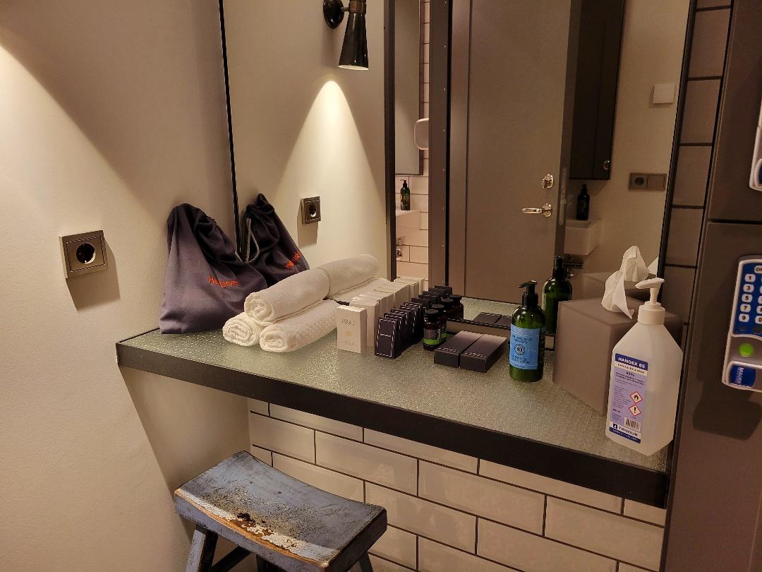Canopy by Hilton Reykjavik Fitness Vanity