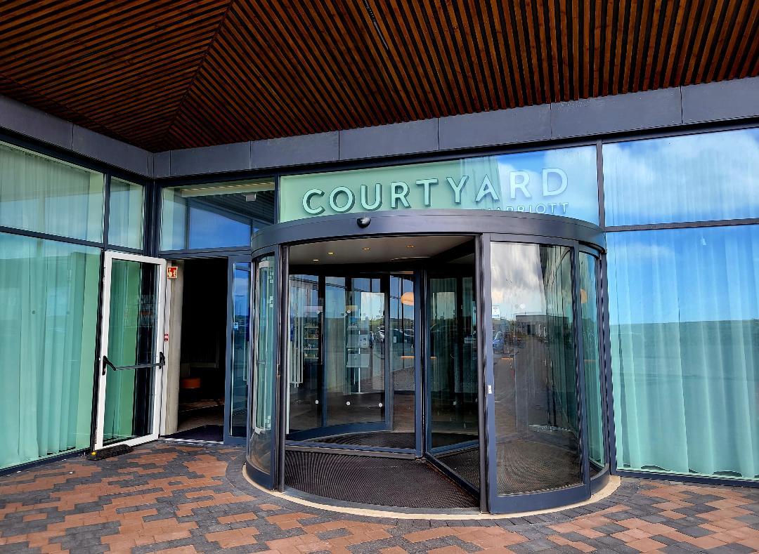 Courtyard by Marriott Keflavik Entrance