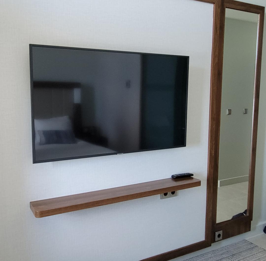 Courtyard by Marriott Reykjavik TV