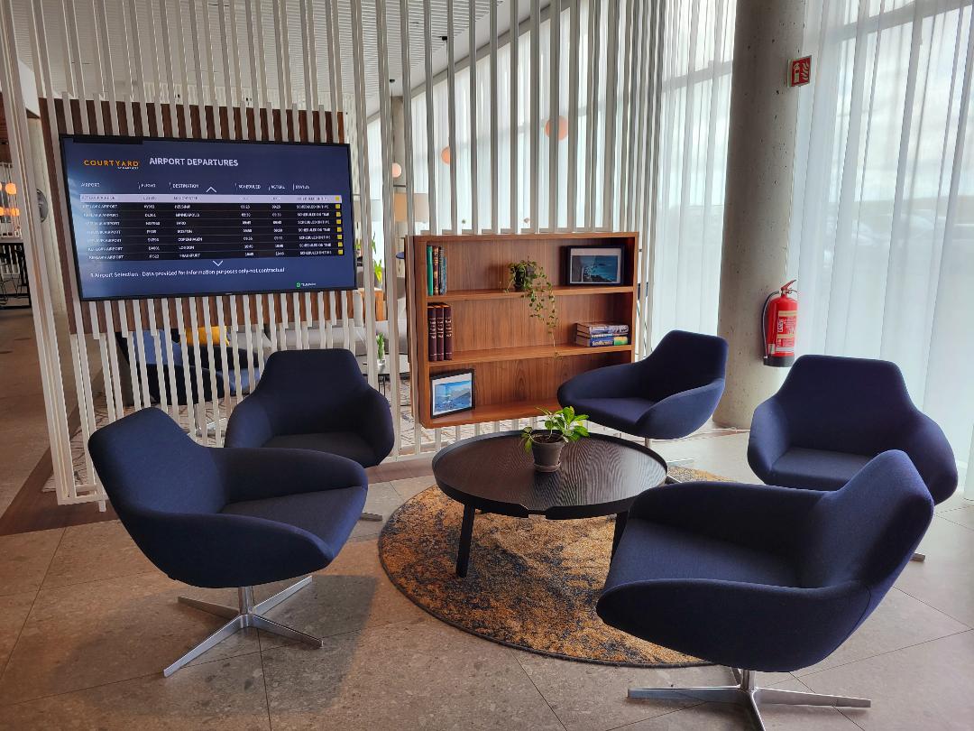 Courtyard by Marriott Waiting Area