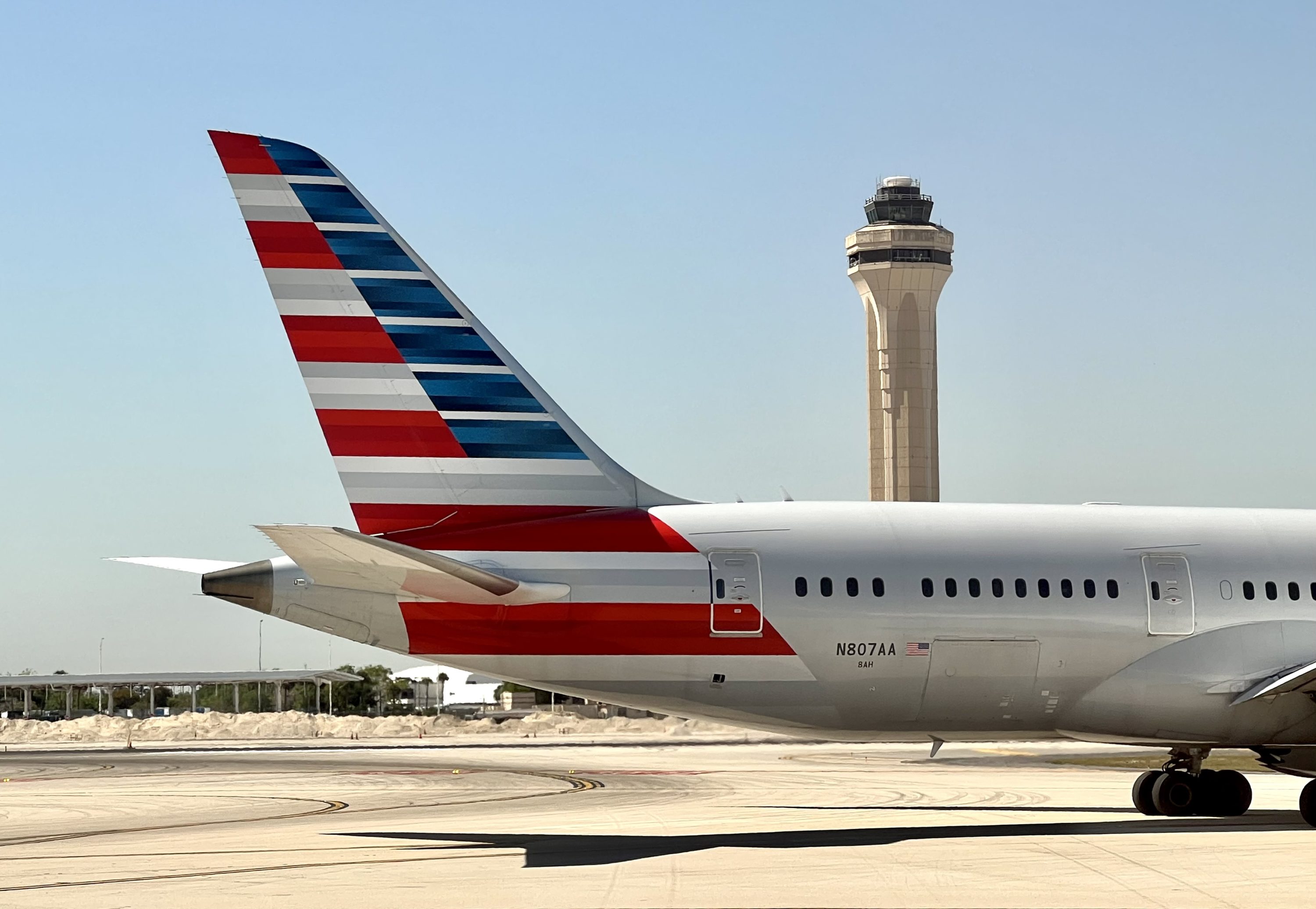 American Airlines Boeing 787-8 Dreamliner at Miami Airport (MIA)