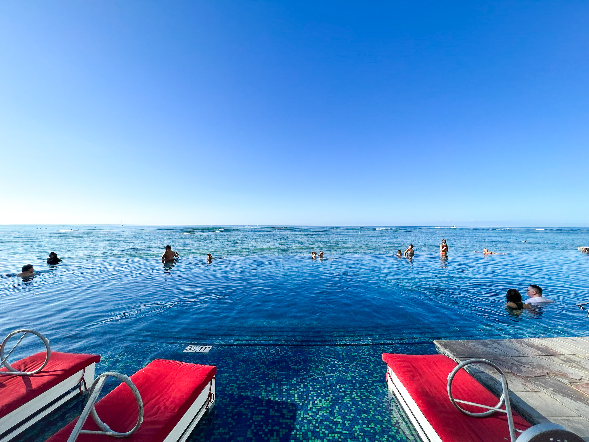 Sheraton Waikiki Edge infinity pool view