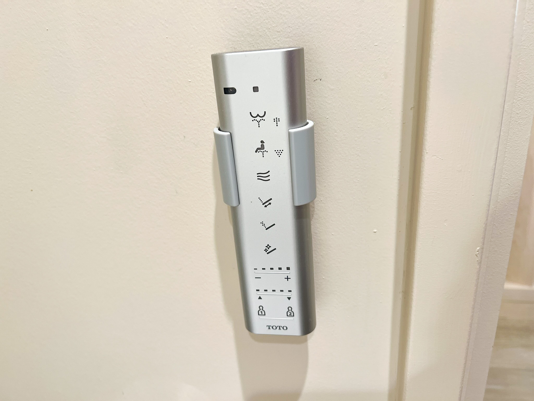 Sheraton Waikiki Oceanview Room toilet control
