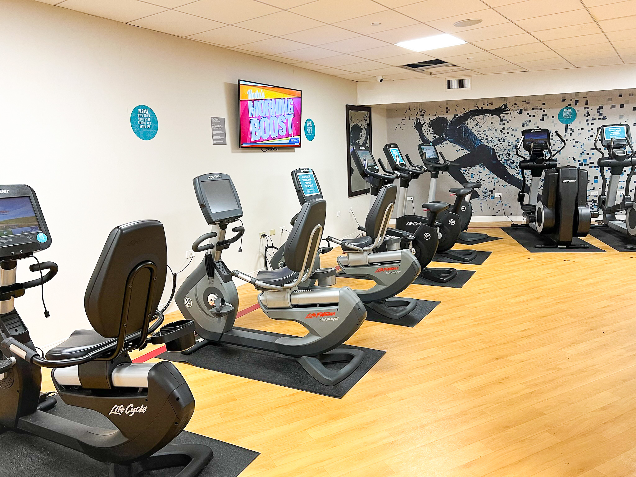 Sheraton Waikiki fitness center bikes
