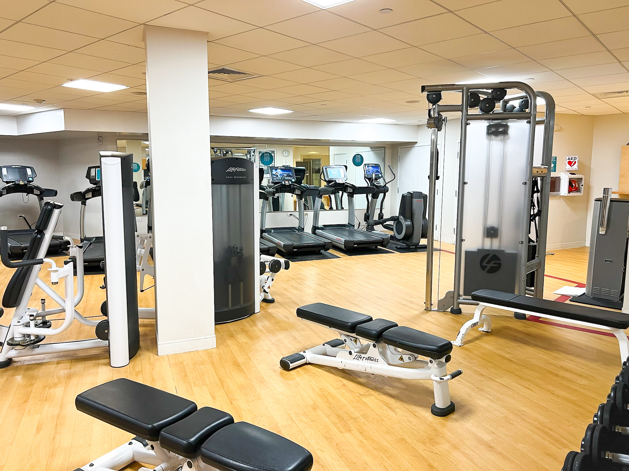 Sheraton Waikiki fitness center machines