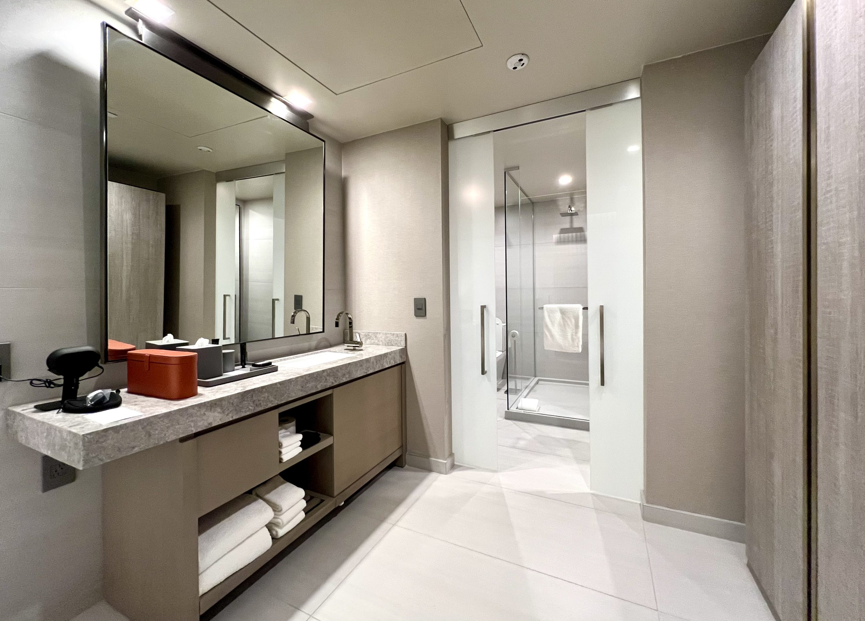 TETRA Hotel Autograph Collection suite dressing room