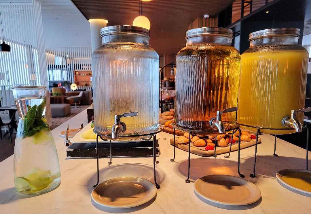 Courtyard by Marriott Keflavik Juice Water Station