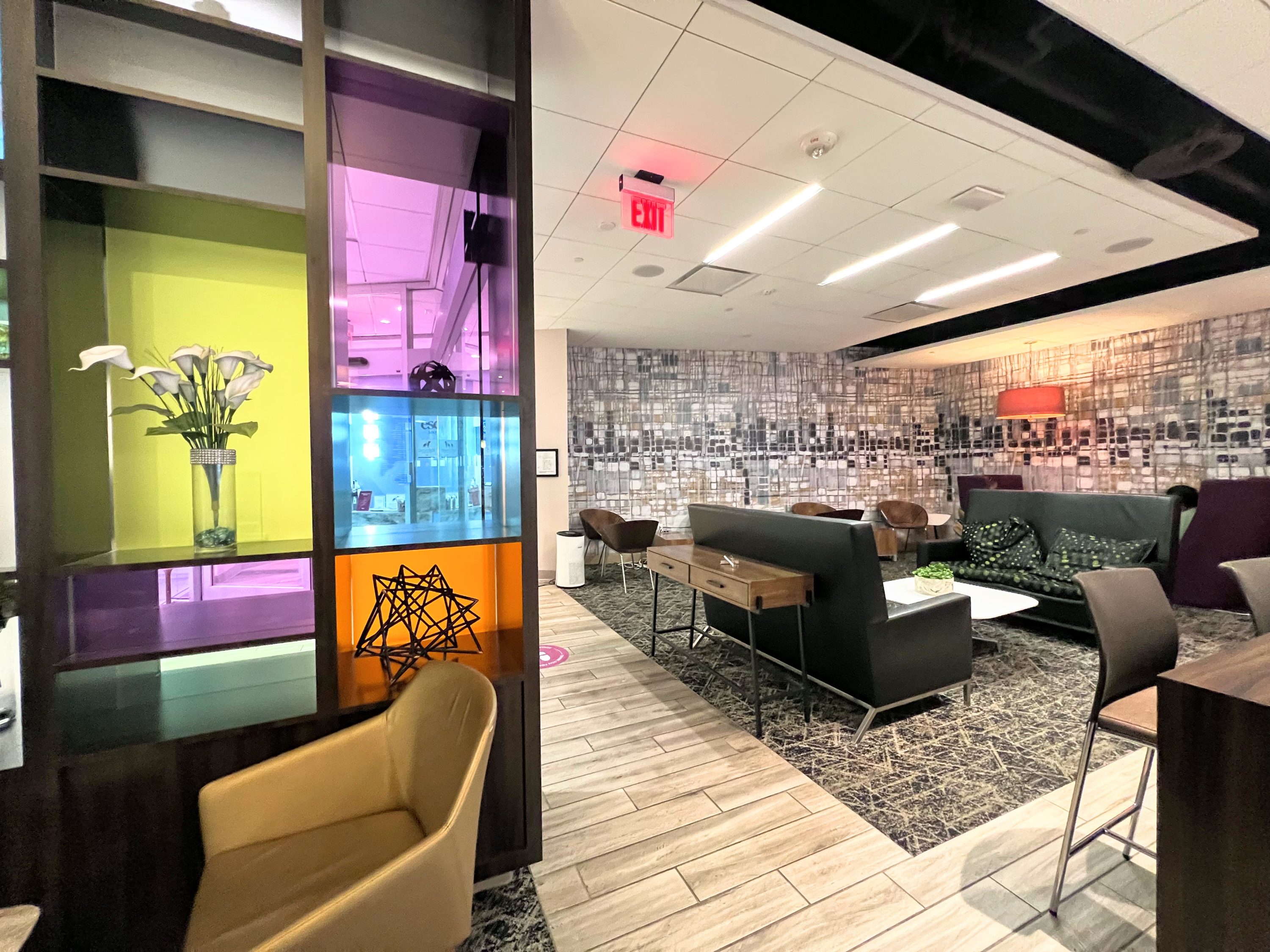 Escape Lounge at Oakland International Airport Escape Lounge at Oakland International Airport