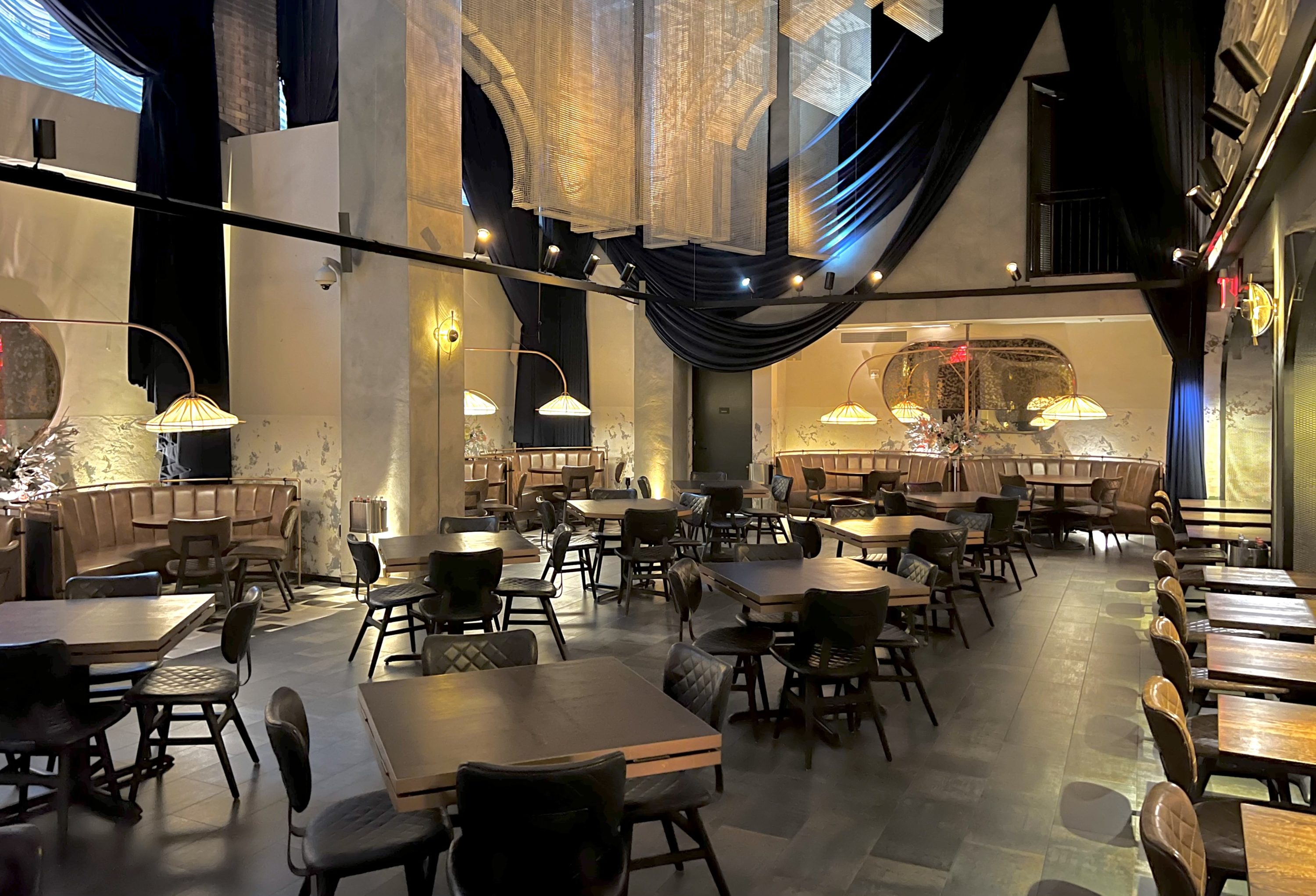Moxy East Village Cathédrale