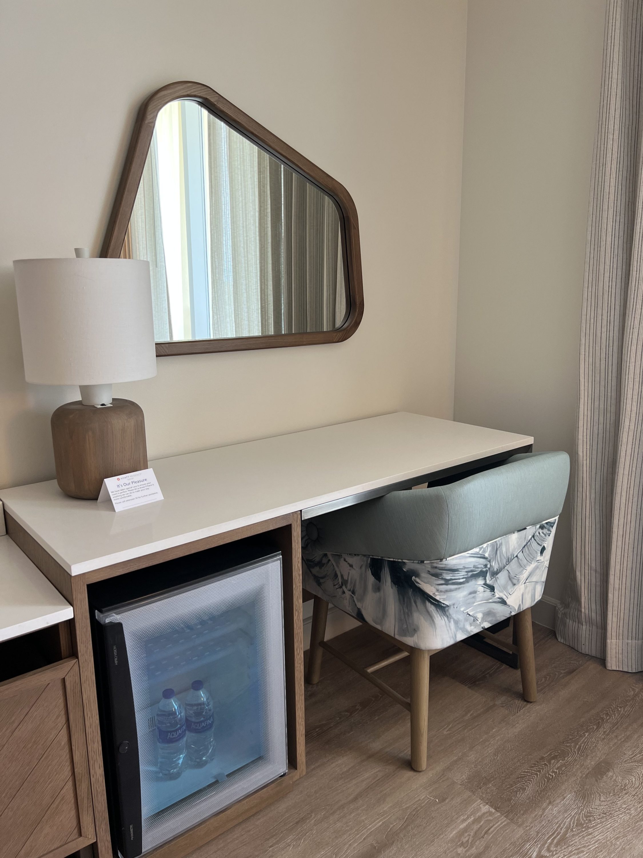 Hyatt Regency Coconut Point Resort & Spa desk