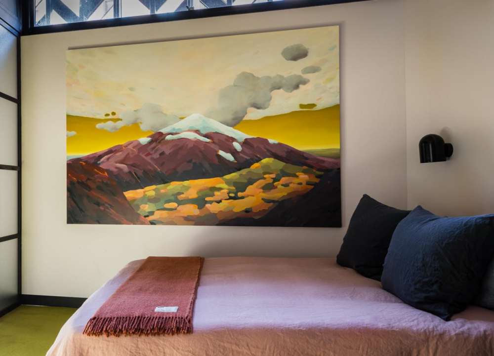 Paramount House Hotel