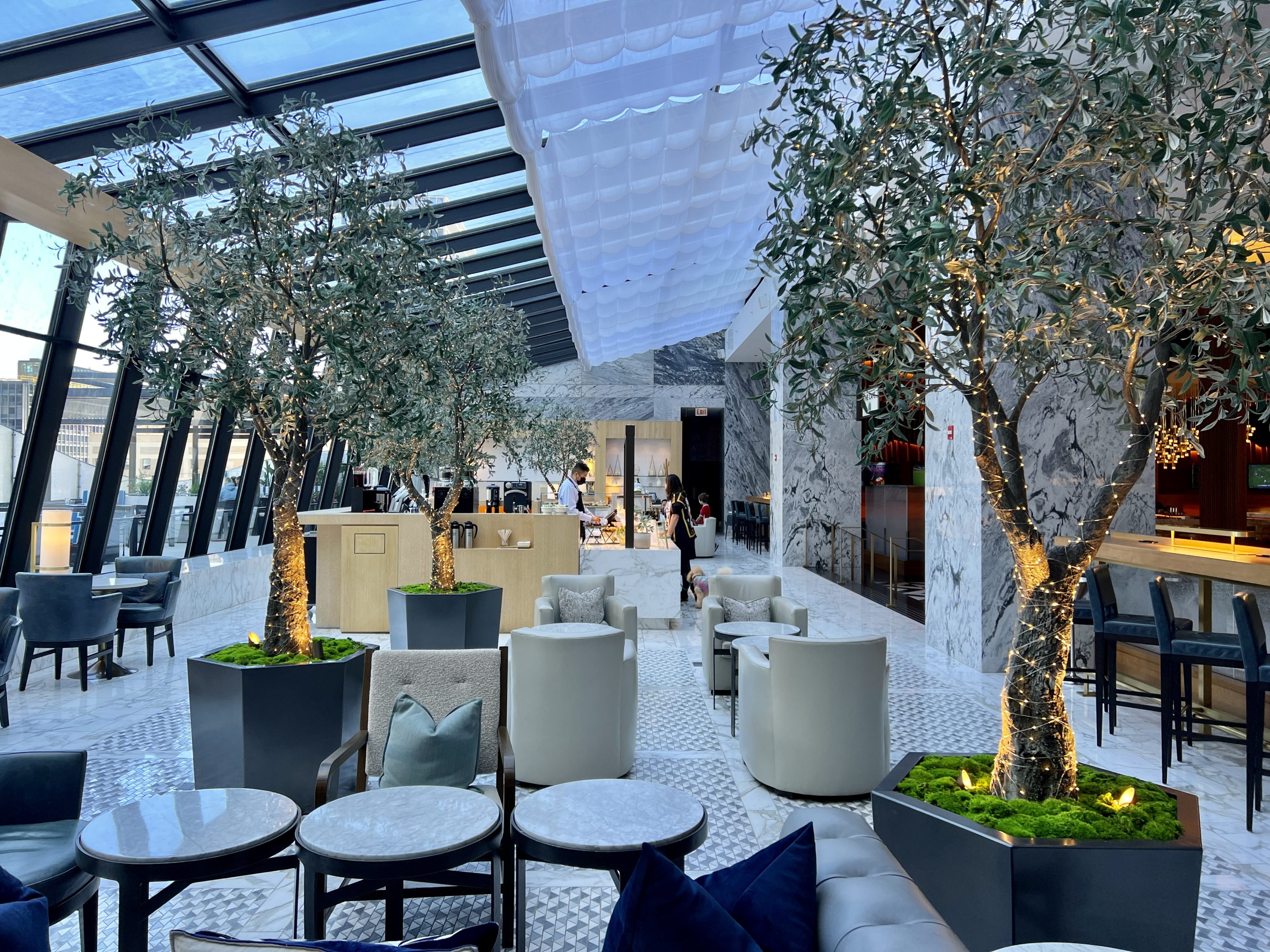 The Ritz Carlton Chicago Cafe Seating