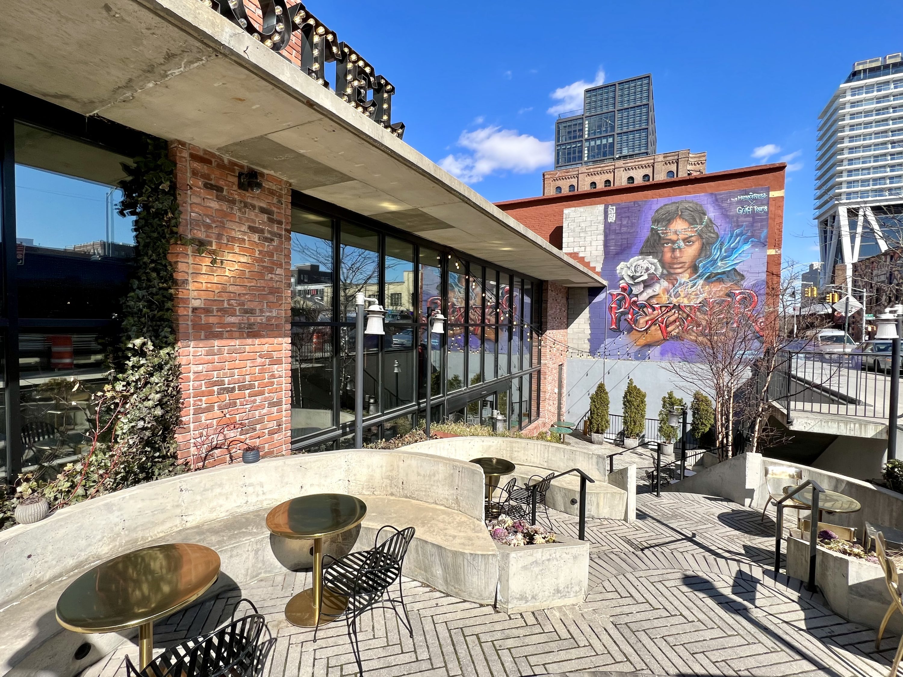 The Williamsburg Hotel patio