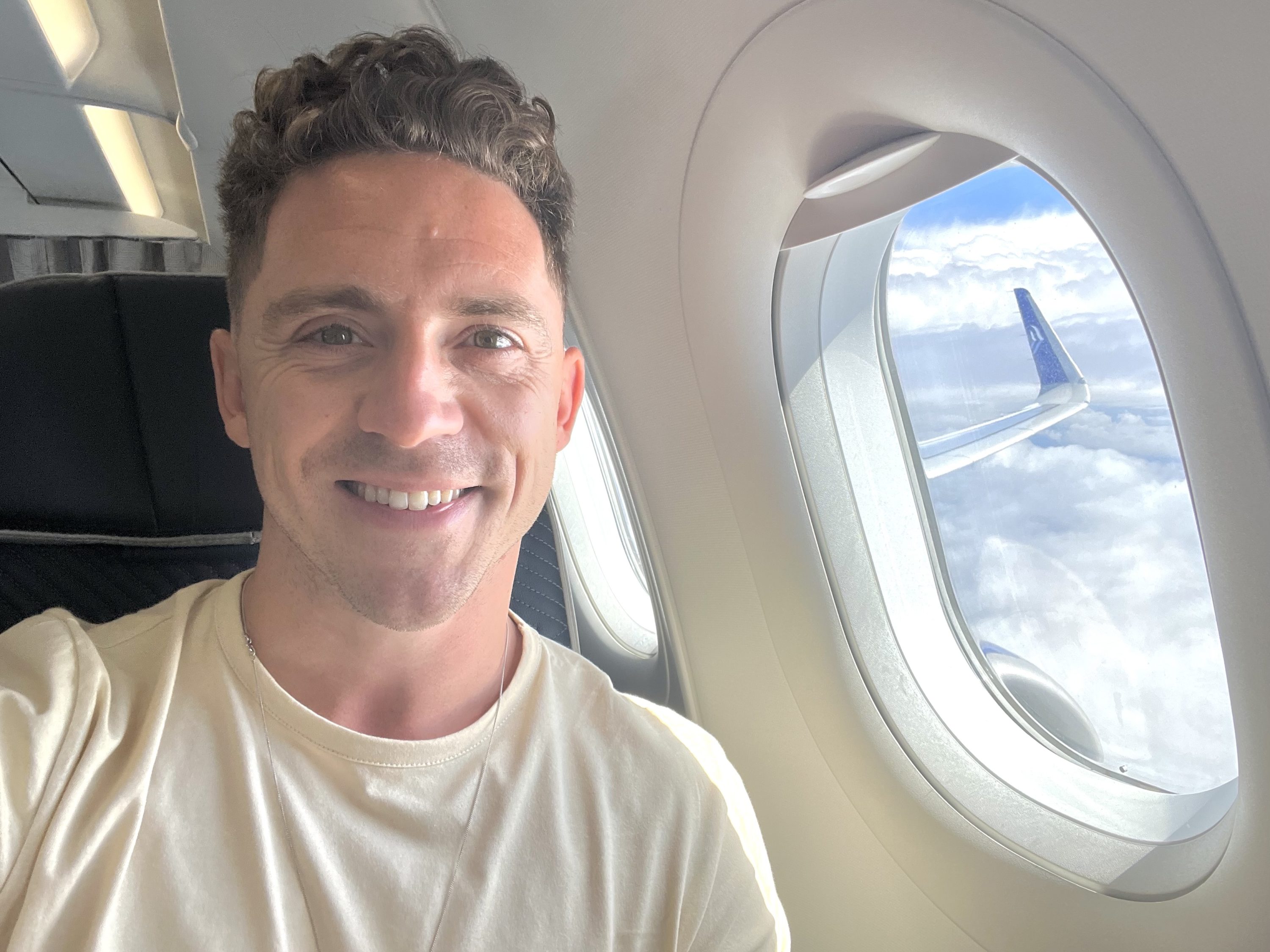 Aegean upgrade bid Aegean Airbus A320neo business class selfie