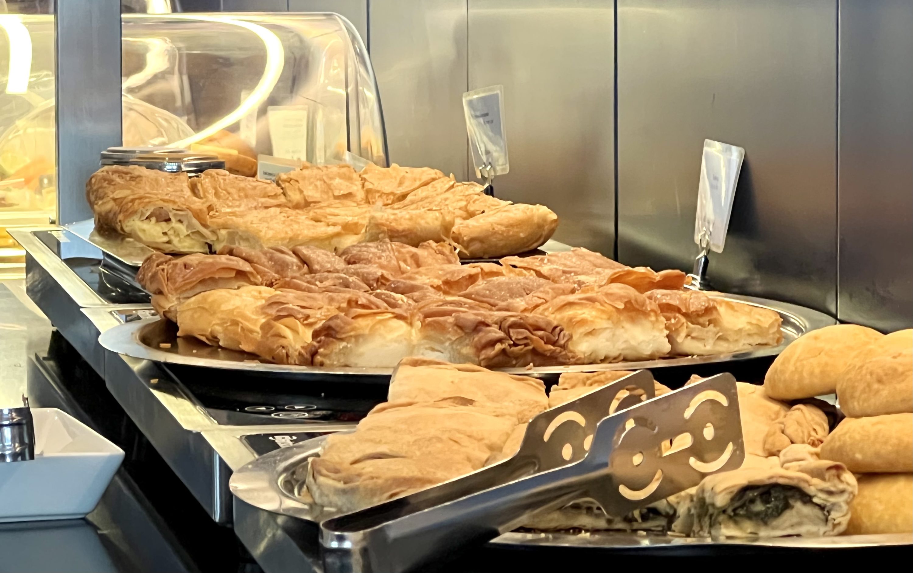 Aegean upgrade bid Aegean Lounge pitas