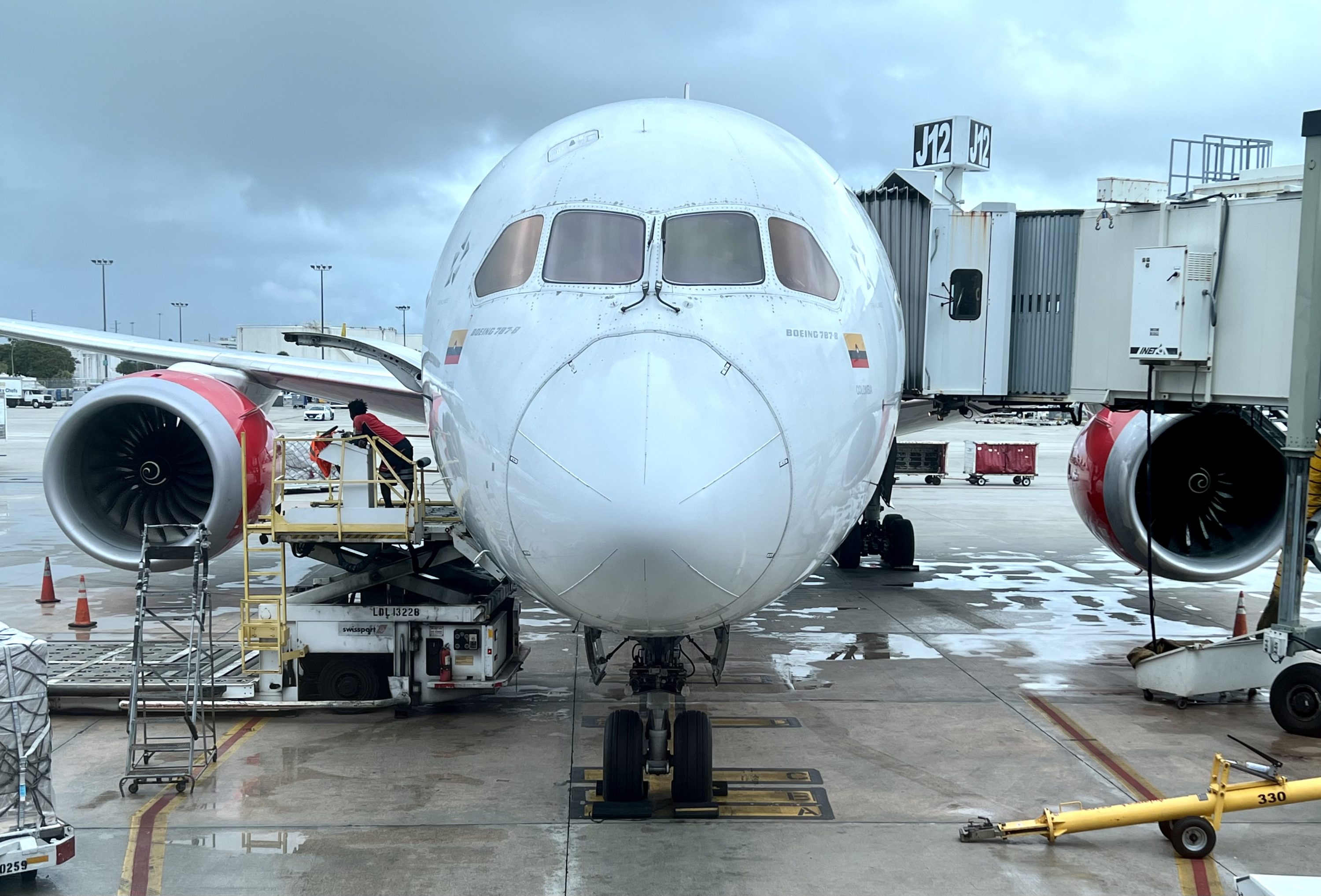 Avianca Boeing 787 Business Class MIA aircraft close up